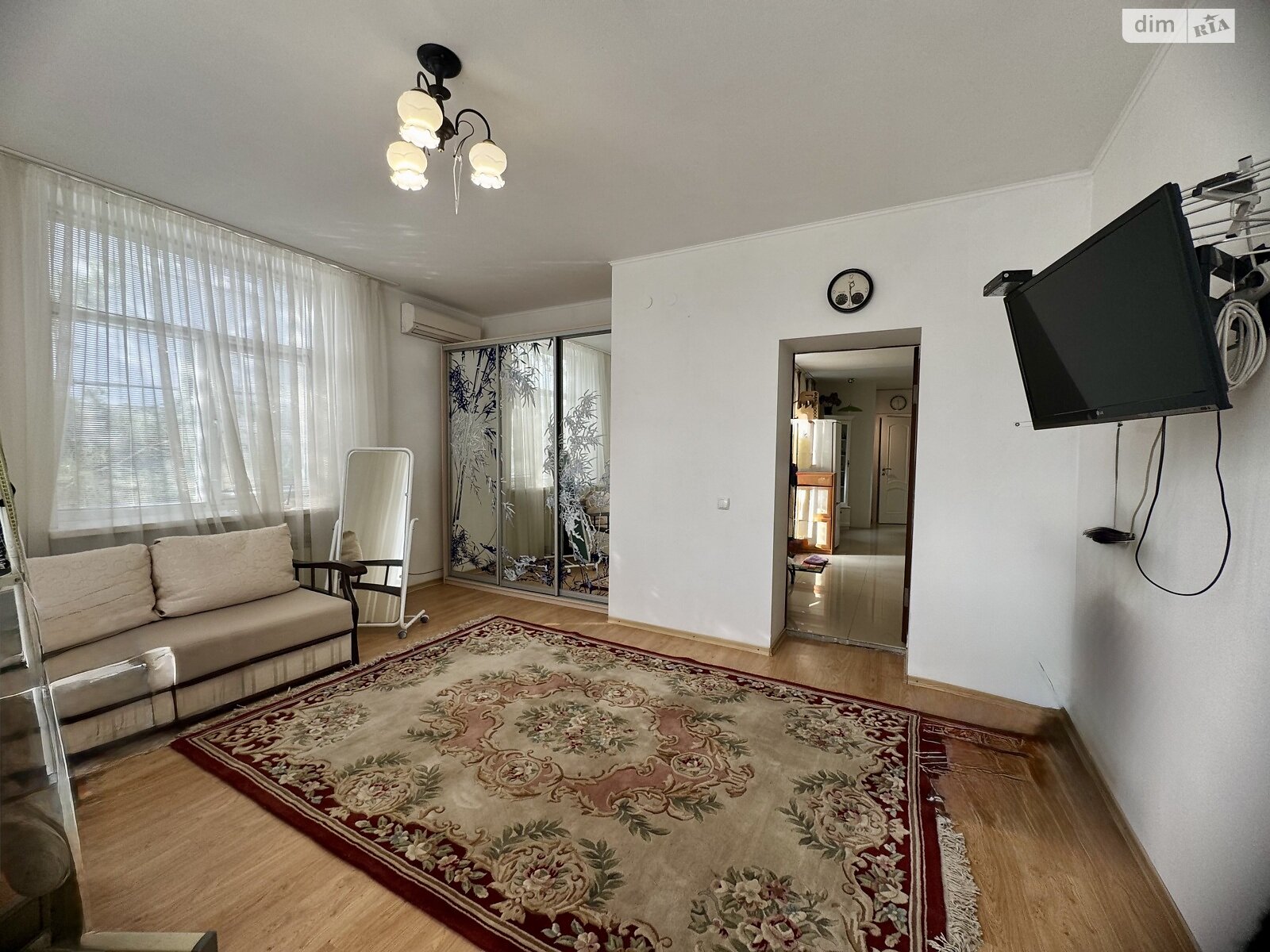 одноповерхова частина будинку, 50 кв. м, цегла. Здається помісячно в Дніпрі, в районі 1 травня фото 1 однопроверхова частина будинку, 50 кв. м, цегла. Здається помісячно в Дніпрі, в районі 1 травня фото 1