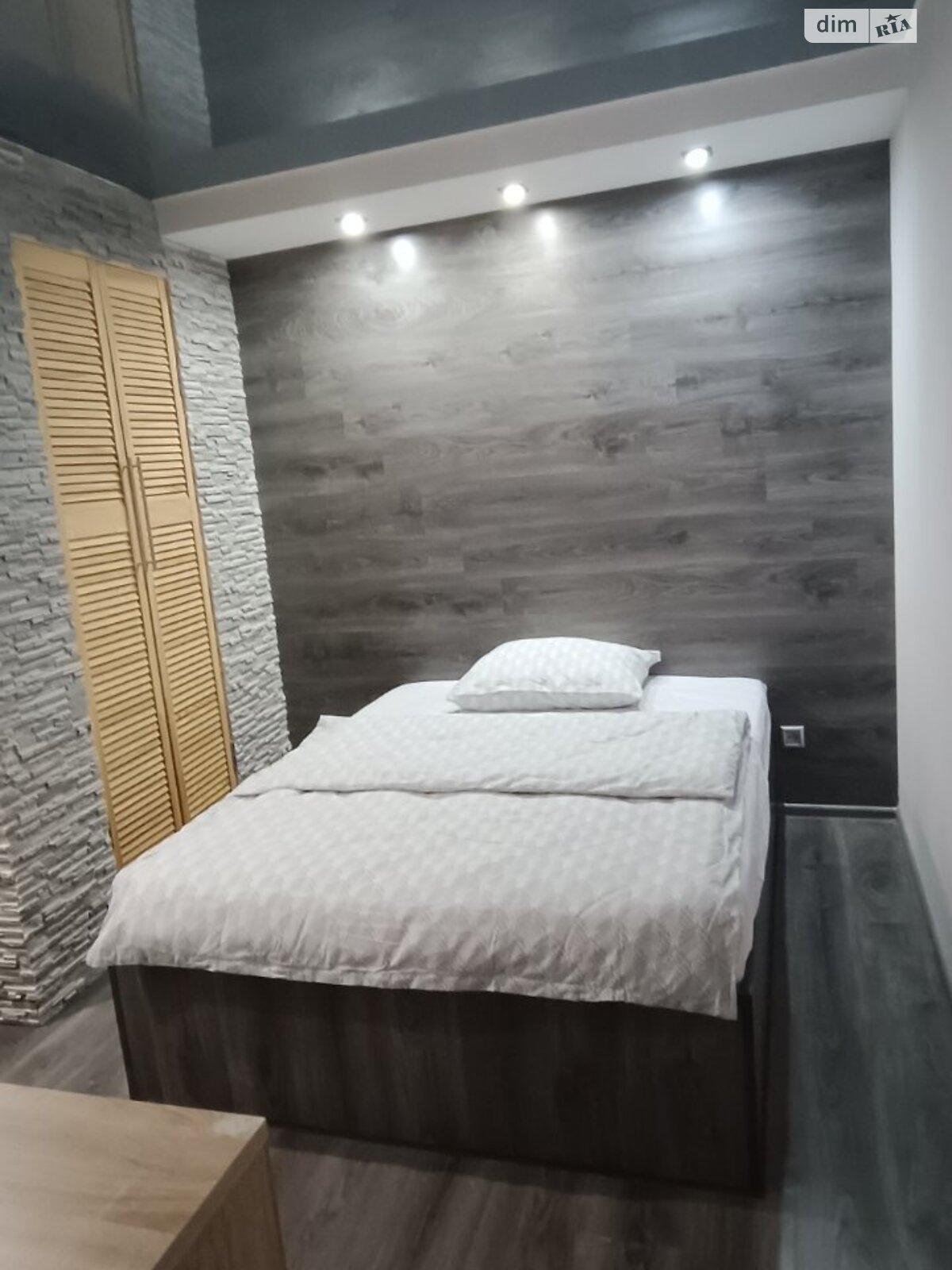 одноэтажная часть дома, 45 кв. м, кирпич. Сдается помесячно в Днепре, в районе Рабочая фото 1 одноэтажная часть дома, 45 кв. м, кирпич. Сдается помесячно в Днепре, в районе Рабочая фото 1