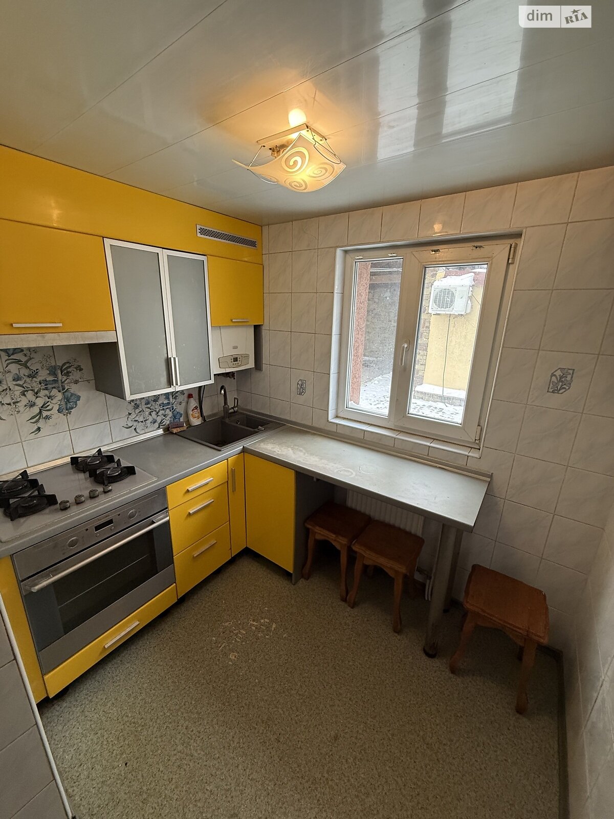 одноэтажная часть дома, 100 кв. м, кирпич. Сдается помесячно в Днепре, в районе Еврейская слобода фото 1