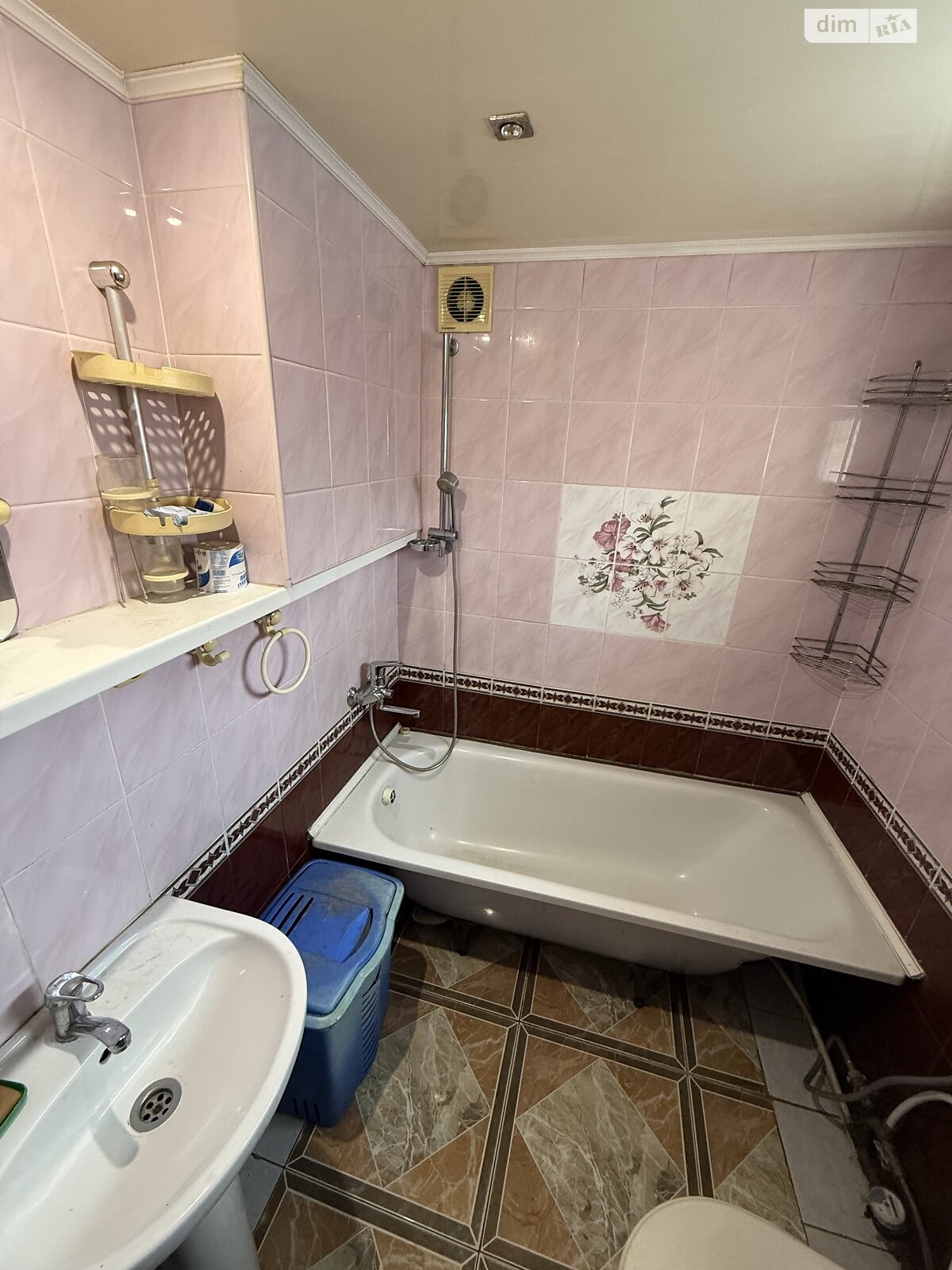 одноэтажная часть дома, 100 кв. м, кирпич. Сдается помесячно в Днепре, в районе Еврейская слобода фото 1