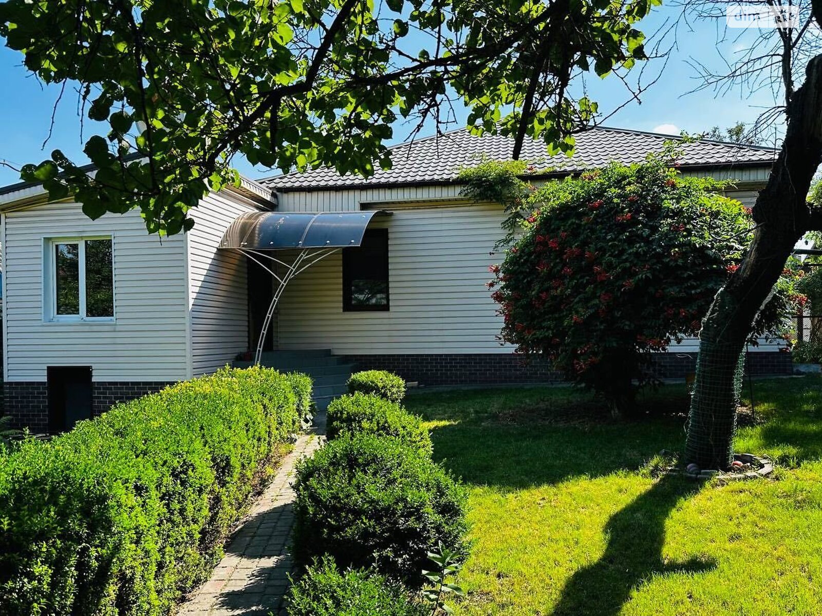 одноэтажная часть дома, 123 кв. м, кирпич. Сдается помесячно в Днепре, в районе Еврейская слобода фото 1