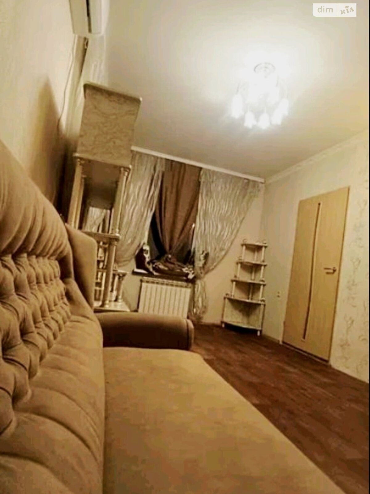 одноэтажная часть дома, 50 кв. м, кирпич. Сдается помесячно в Днепре, в районе Амур-Нижнеднепровский фото 1