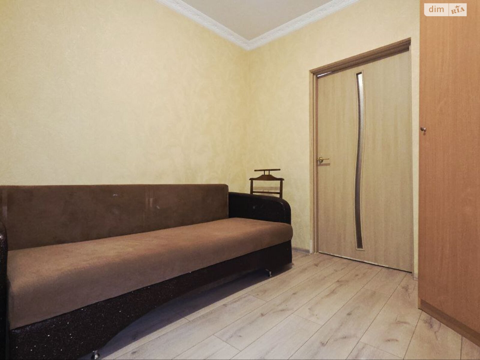 одноэтажная часть дома, 50 кв. м, кирпич. Сдается помесячно в Днепре, в районе Амур-Нижнеднепровский фото 1