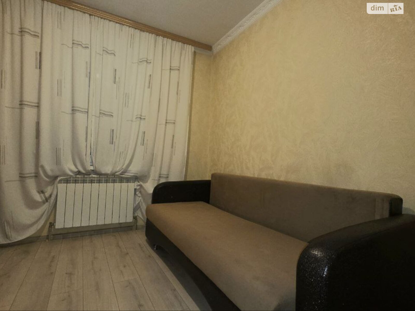 одноэтажная часть дома, 50 кв. м, кирпич. Сдается помесячно в Днепре, в районе Амур-Нижнеднепровский фото 1