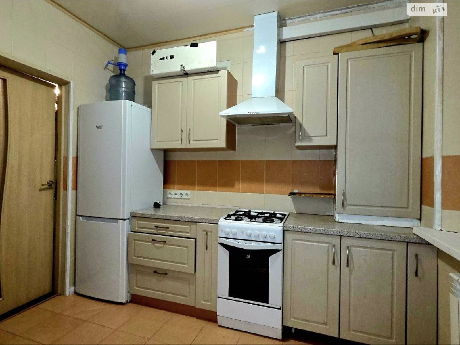 одноэтажная часть дома, 50 кв. м, кирпич. Сдается помесячно в Днепре, в районе Амур-Нижнеднепровский фото 1