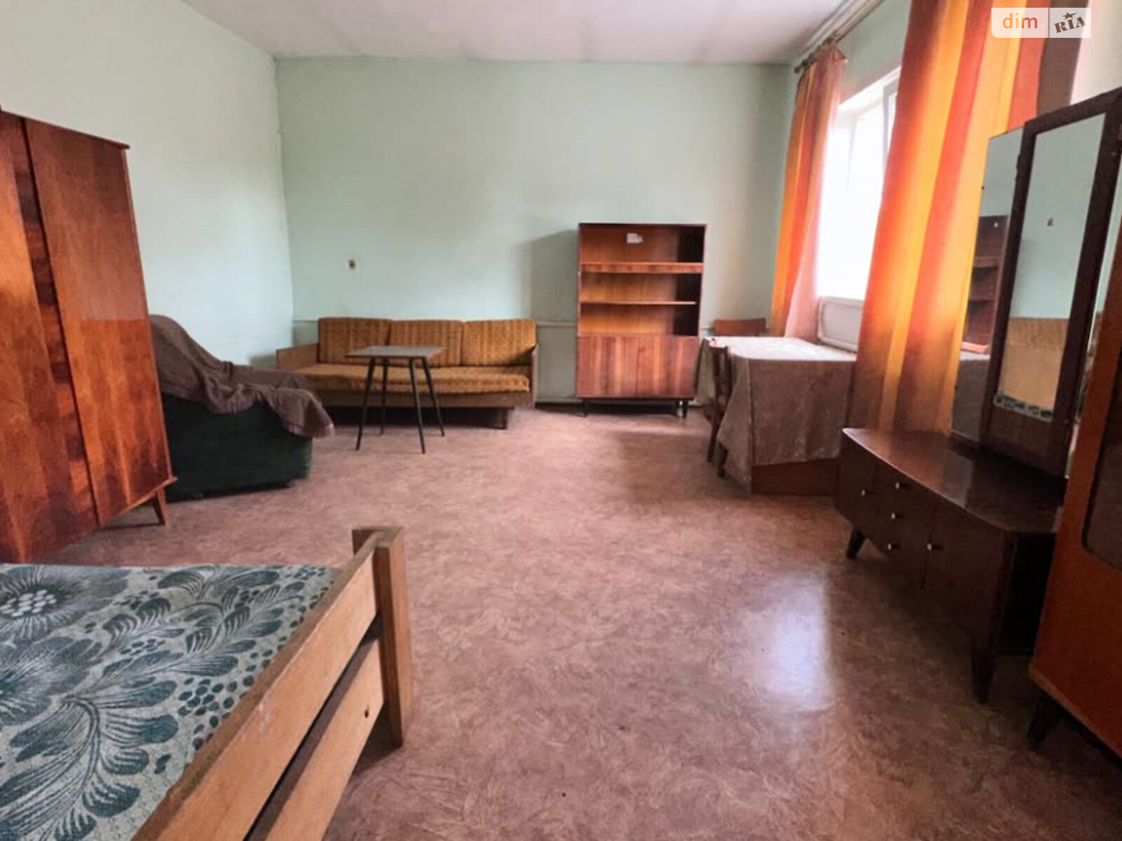двухэтажная часть дома, 250 кв. м, кирпич. Сдается помесячно в Днепре, в районе Клинчик фото 1 двухэтажная часть дома, 250 кв. м, кирпич. Сдается помесячно в Днепре, в районе Клинчик фото 1