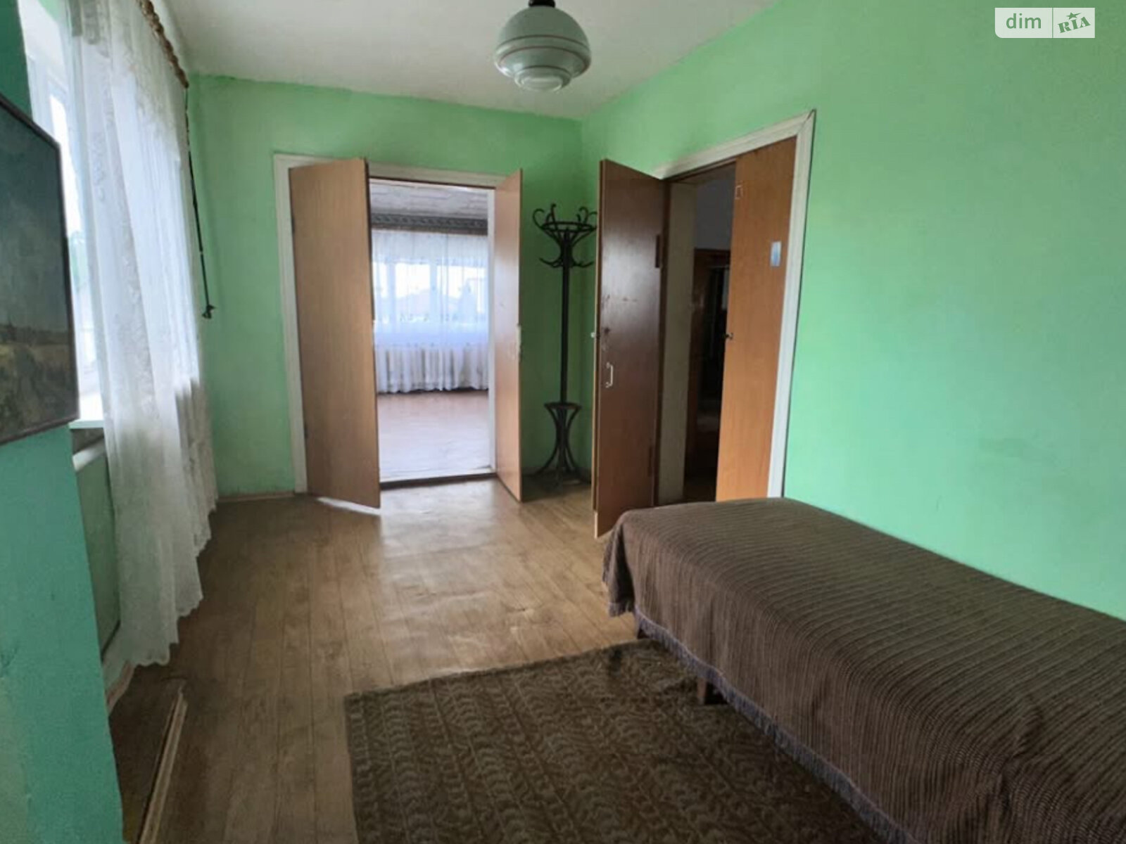 двухэтажная часть дома, 250 кв. м, кирпич. Сдается помесячно в Днепре, в районе Клинчик фото 1 двухэтажная часть дома, 250 кв. м, кирпич. Сдается помесячно в Днепре, в районе Клинчик фото 1