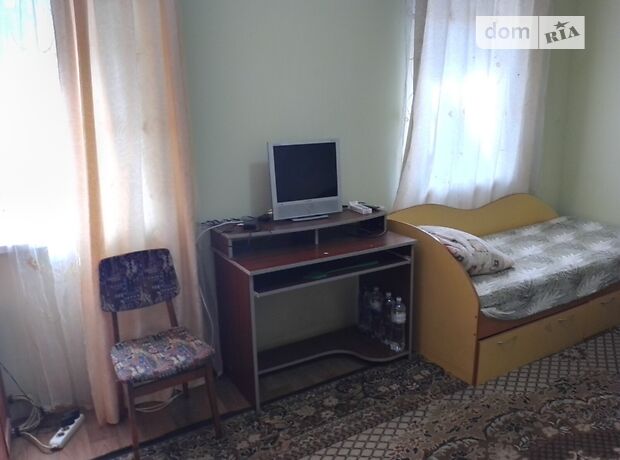 двухэтажная часть дома, 40 кв. м, кирпич. Сдается помесячно в Днепре, в районе Парус фото 1 двухэтажная часть дома, 40 кв. м, кирпич. Сдается помесячно в Днепре, в районе Парус фото 1