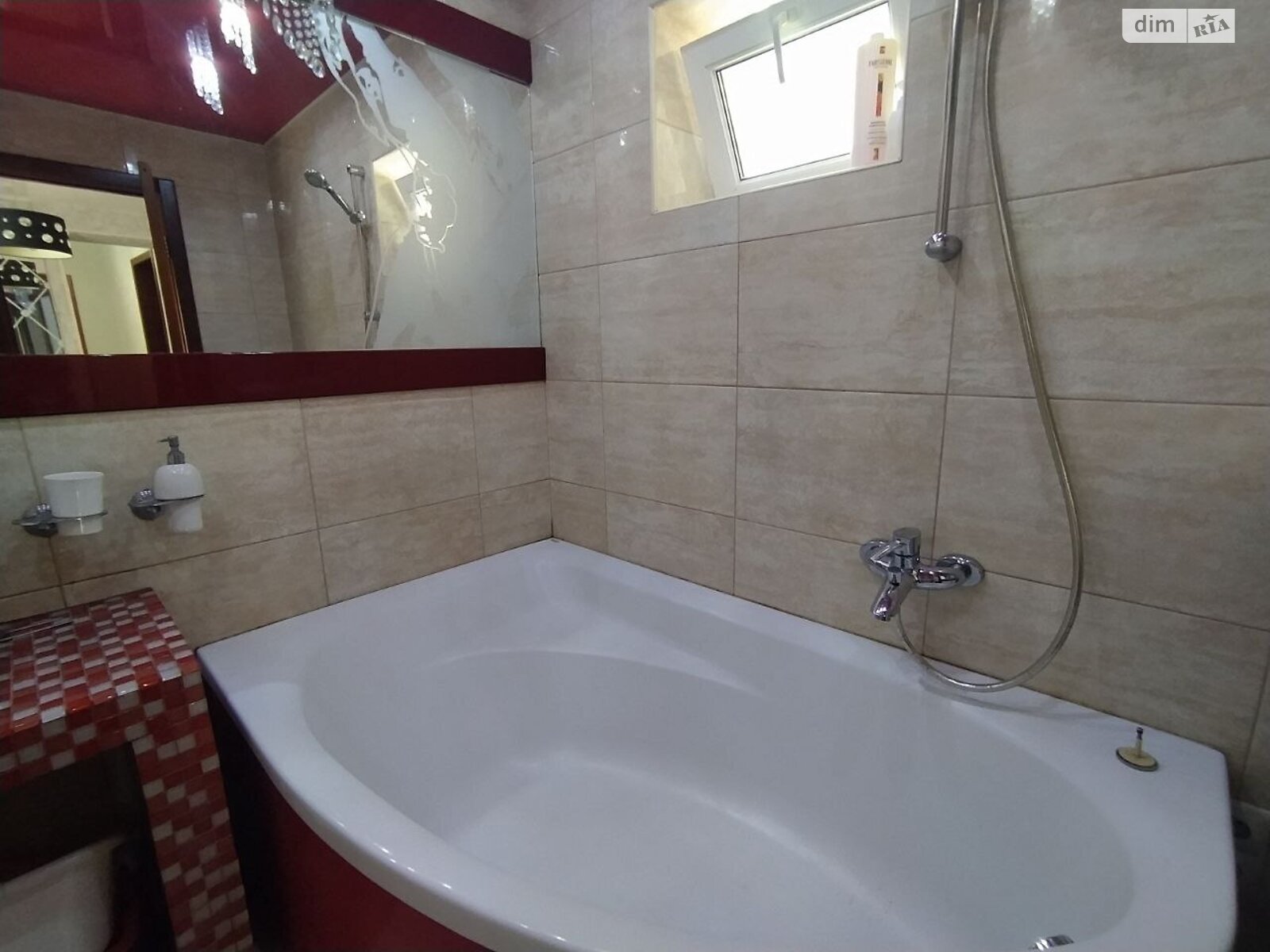 одноэтажная часть дома, 52.4 кв. м, кирпич. Сдается помесячно в Днепре, в районе Центр фото 1 одноэтажная часть дома, 52.4 кв. м, кирпич. Сдается помесячно в Днепре, в районе Центр фото 1