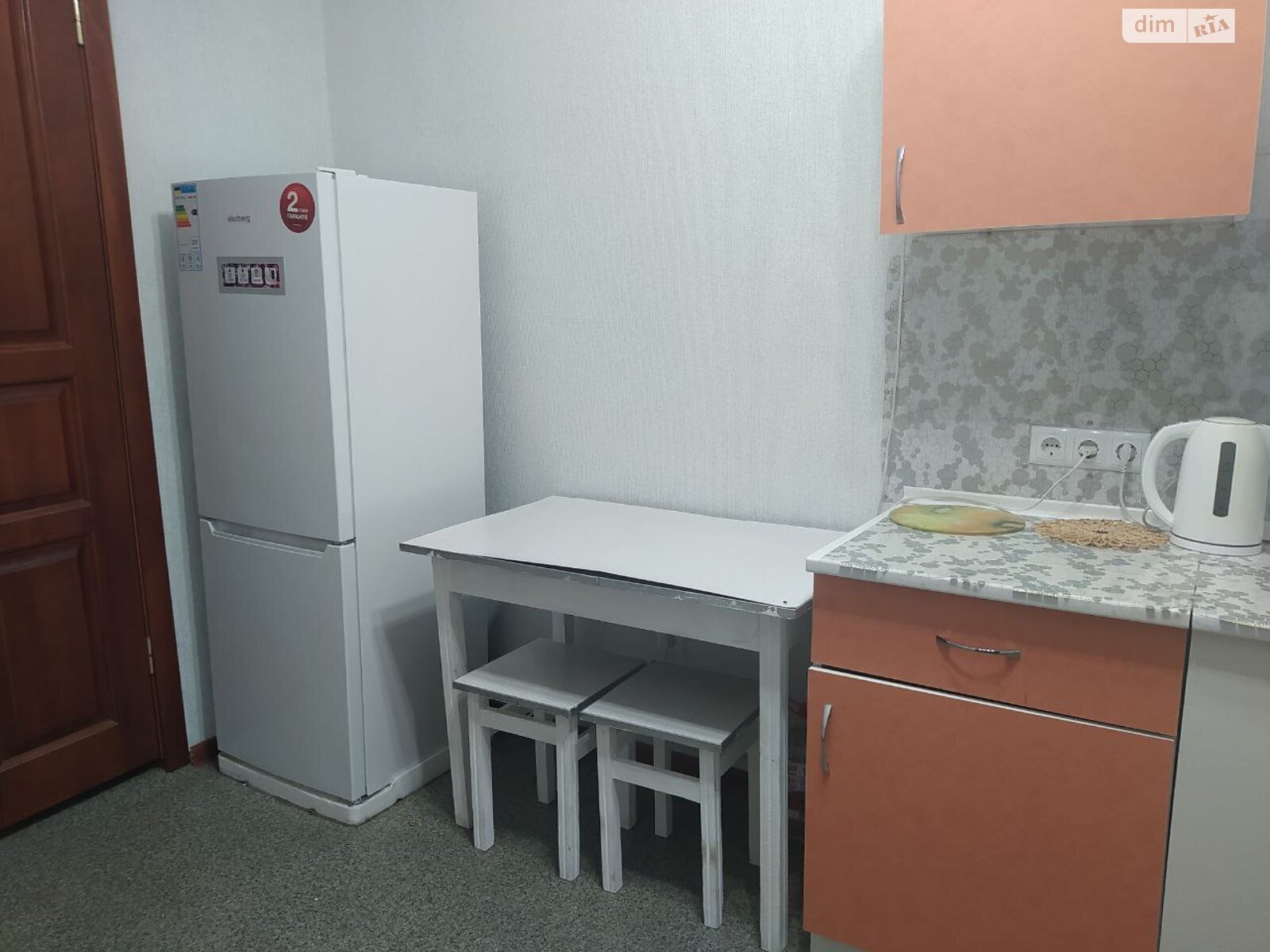 одноэтажная часть дома, 52.4 кв. м, кирпич. Сдается помесячно в Днепре, в районе Центр фото 1 одноэтажная часть дома, 52.4 кв. м, кирпич. Сдается помесячно в Днепре, в районе Центр фото 1