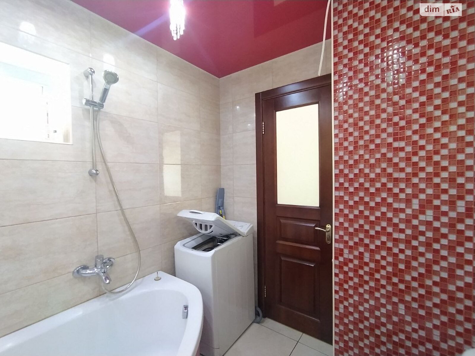 одноэтажная часть дома, 52.4 кв. м, кирпич. Сдается помесячно в Днепре, в районе Центр фото 1 одноэтажная часть дома, 52.4 кв. м, кирпич. Сдается помесячно в Днепре, в районе Центр фото 1