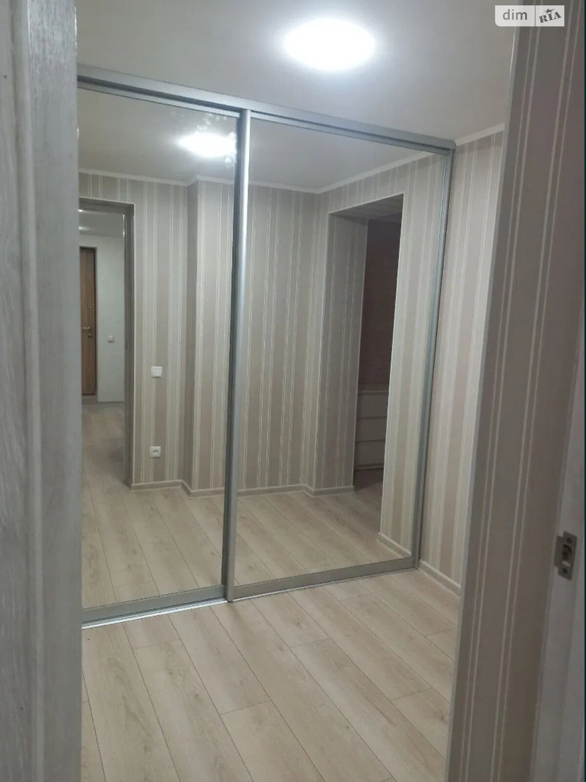 одноэтажная часть дома, 43 кв. м, кирпич. Сдается помесячно в Днепре, в районе Центральный фото 1 одноэтажная часть дома, 43 кв. м, кирпич. Сдается помесячно в Днепре, в районе Центральный фото 1