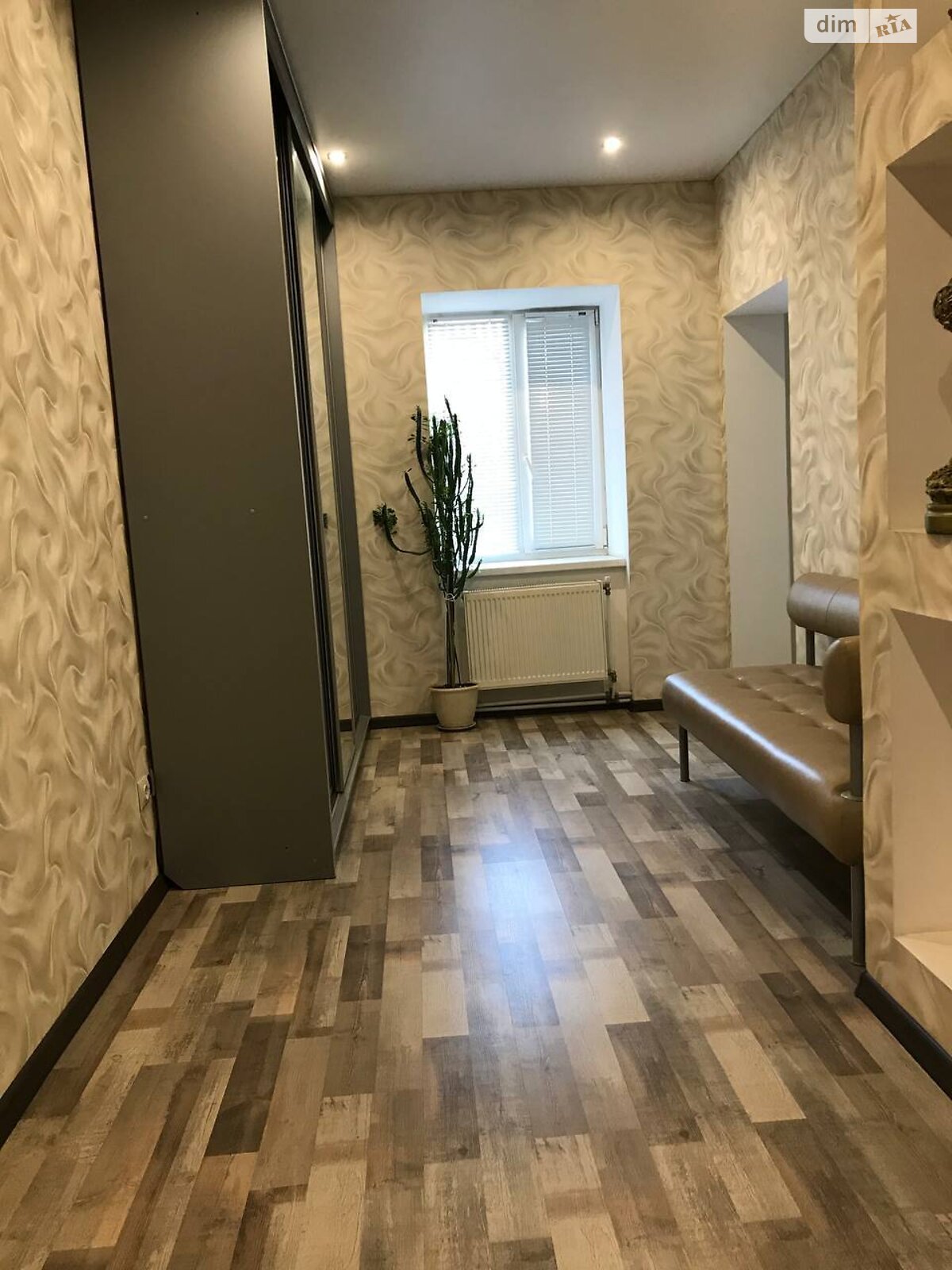 одноэтажная часть дома, 45 кв. м, кирпич. Сдается помесячно в Херсоне, в районе Корабельный фото 1 одноэтажная часть дома, 45 кв. м, кирпич. Сдается помесячно в Херсоне, в районе Корабельный фото 1