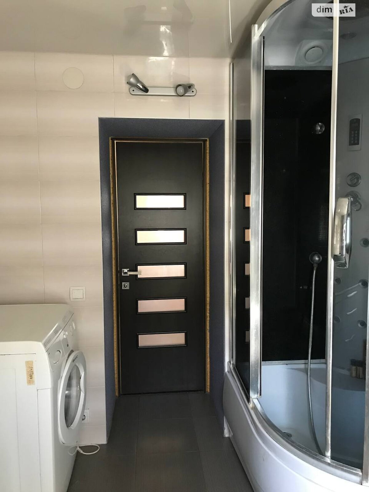 одноэтажная часть дома, 45 кв. м, кирпич. Сдается помесячно в Херсоне, в районе Корабельный фото 1 одноэтажная часть дома, 45 кв. м, кирпич. Сдается помесячно в Херсоне, в районе Корабельный фото 1