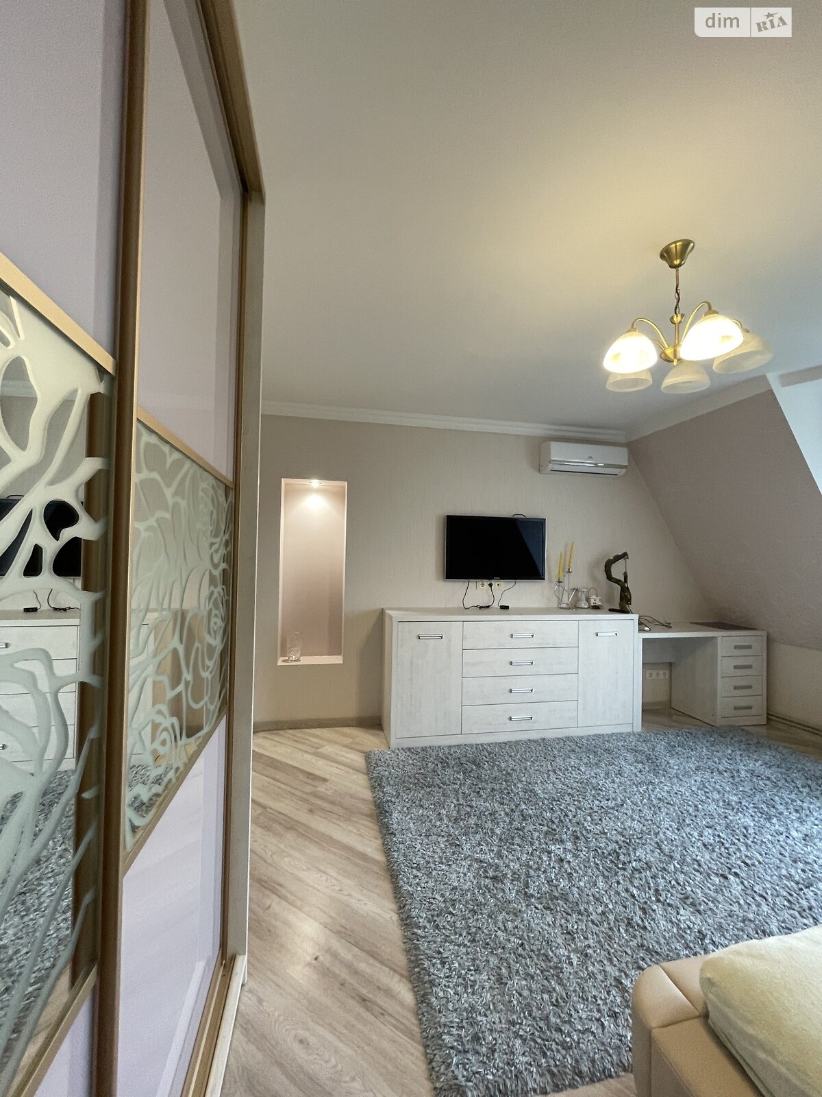 двоповерхова частина будинку, 96 кв. м, цегла. Здається помісячно в Хмельницькому, в районі Книжківці фото 1 двопроверхова частина будинку, 96 кв. м, цегла. Здається помісячно в Хмельницькому, в районі Книжківці фото 1