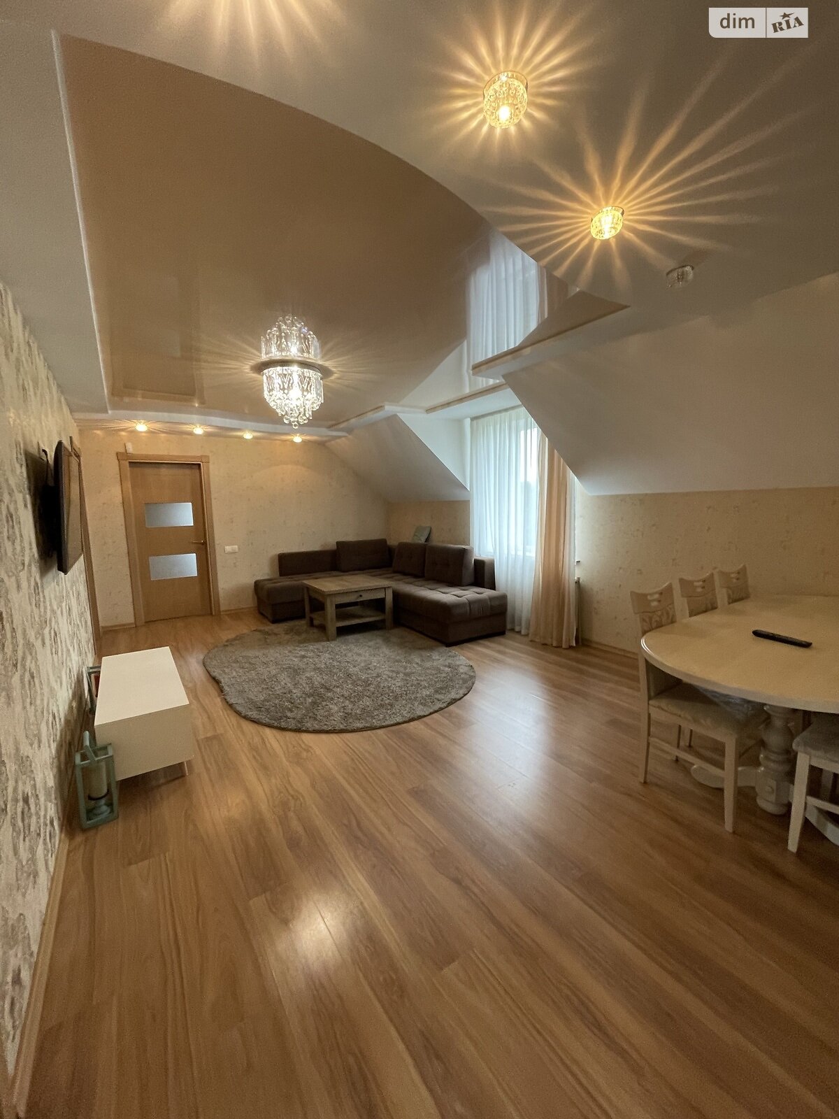 двоповерхова частина будинку, 96 кв. м, цегла. Здається помісячно в Хмельницькому, в районі Книжківці фото 1 двопроверхова частина будинку, 96 кв. м, цегла. Здається помісячно в Хмельницькому, в районі Книжківці фото 1