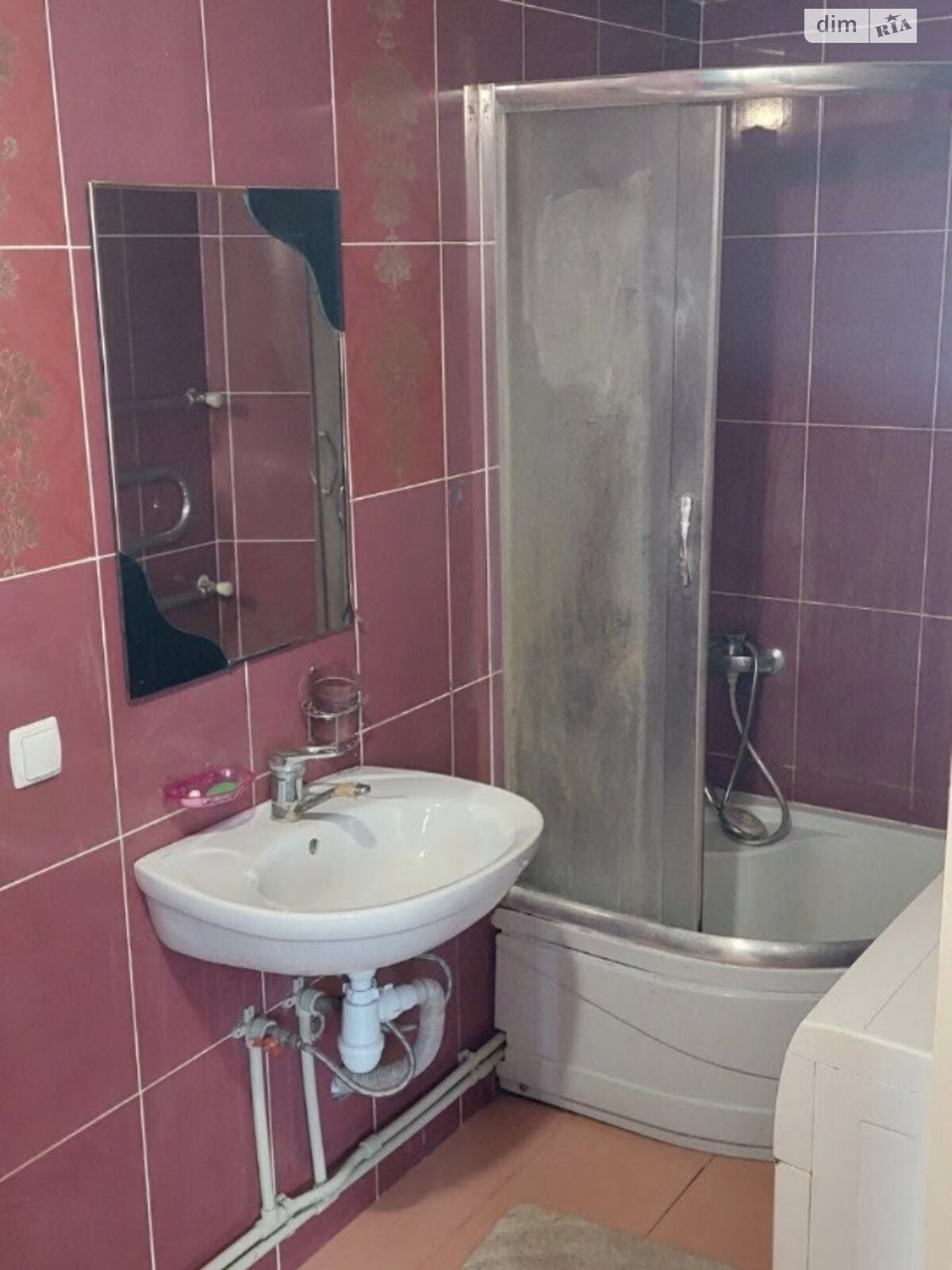 одноэтажная часть дома, 50 кв. м, кирпич. Сдается помесячно в Хмельницком фото 1 одноэтажная часть дома, 50 кв. м, кирпич. Сдается помесячно в Хмельницком фото 1