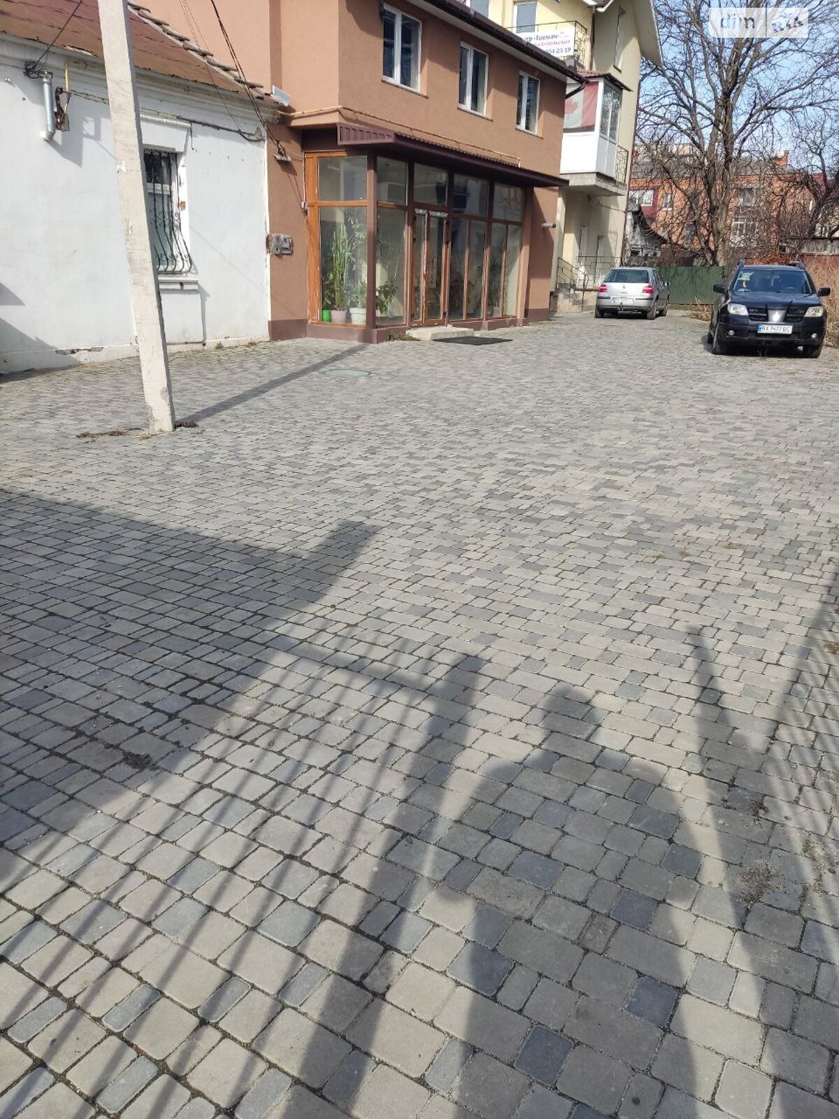 одноповерхова частина будинку, 45 кв. м, кирпич. Здається помісячно в Хмельницькому, в районі Центр фото 1 однопроверхова частина будинку, 45 кв. м, кирпич. Здається помісячно в Хмельницькому, в районі Центр фото 1
