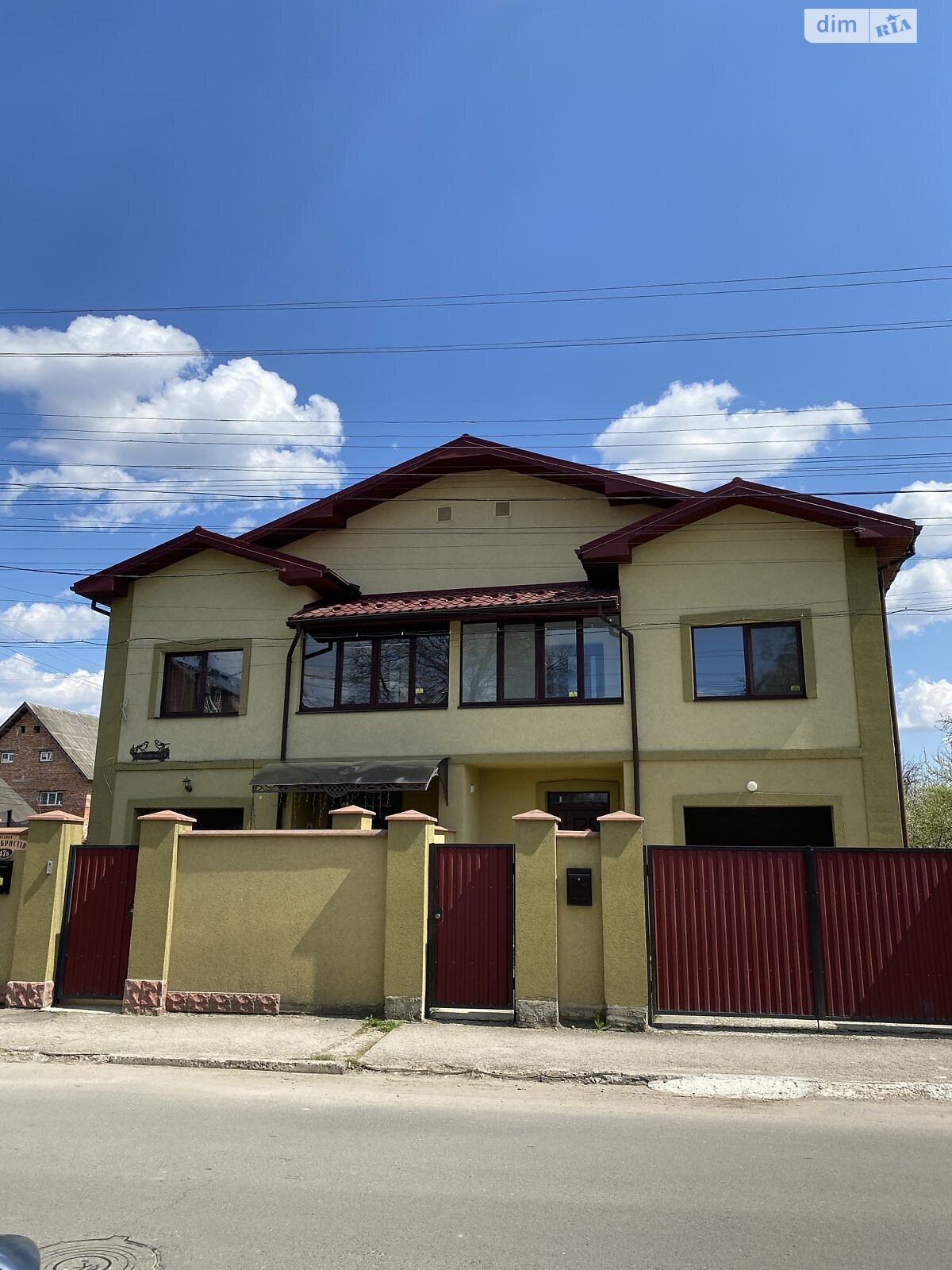 двухэтажная часть дома, 123 кв. м, кирпич. Сдается помесячно в Ивано-Франковске, в районе Майзли фото 1