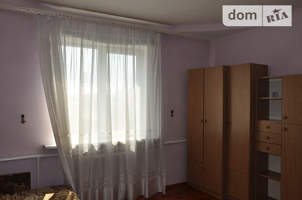 двухэтажная часть дома, 200 кв. м, кирпич. Сдается помесячно в Житомире, в районе Богунский фото 1 двухэтажная часть дома, 200 кв. м, кирпич. Сдается помесячно в Житомире, в районе Богунский фото 1