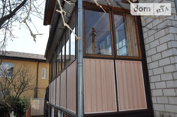 двухэтажная часть дома, 200 кв. м, кирпич. Сдается помесячно в Житомире, в районе Богунский фото 1 двухэтажная часть дома, 200 кв. м, кирпич. Сдается помесячно в Житомире, в районе Богунский фото 1