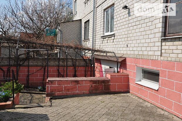 двухэтажная часть дома, 200 кв. м, кирпич. Сдается помесячно в Житомире, в районе Богунский фото 1 двухэтажная часть дома, 200 кв. м, кирпич. Сдается помесячно в Житомире, в районе Богунский фото 1