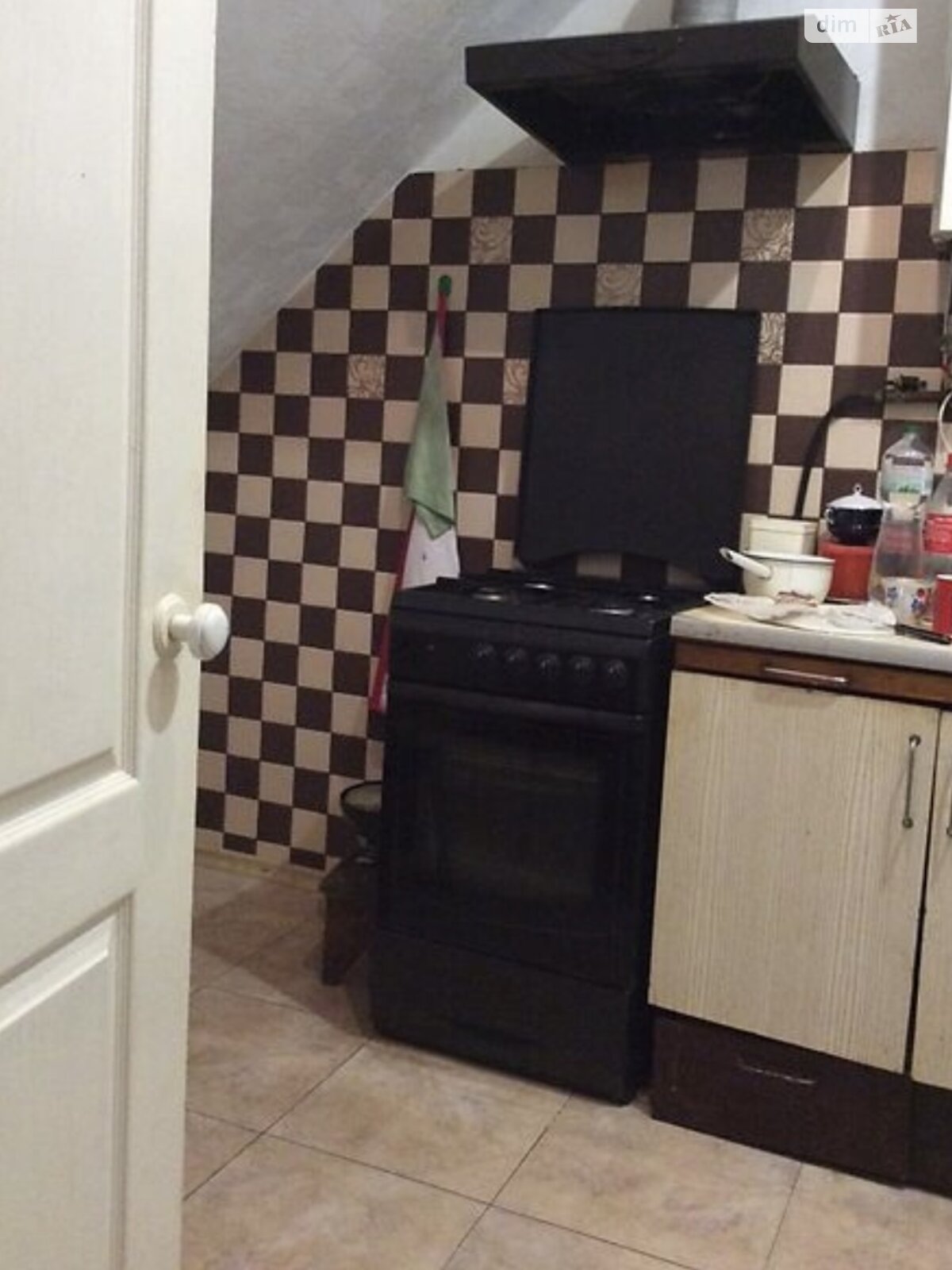 двоповерхова частина будинку, 63.2 кв. м, цегла. Здається помісячно в Житомирі, в районі Сінний ринок фото 1 двопроверхова частина будинку, 63.2 кв. м, цегла. Здається помісячно в Житомирі, в районі Сінний ринок фото 1