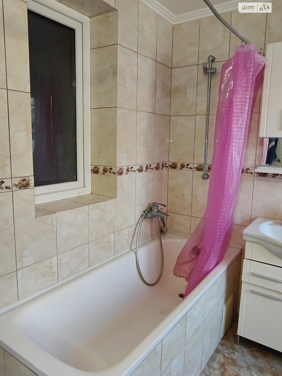 однопроверхова частина будинку, 56 кв. м, цегла. Здається помісячно в Житомирі, в районі Вокзал фото 1