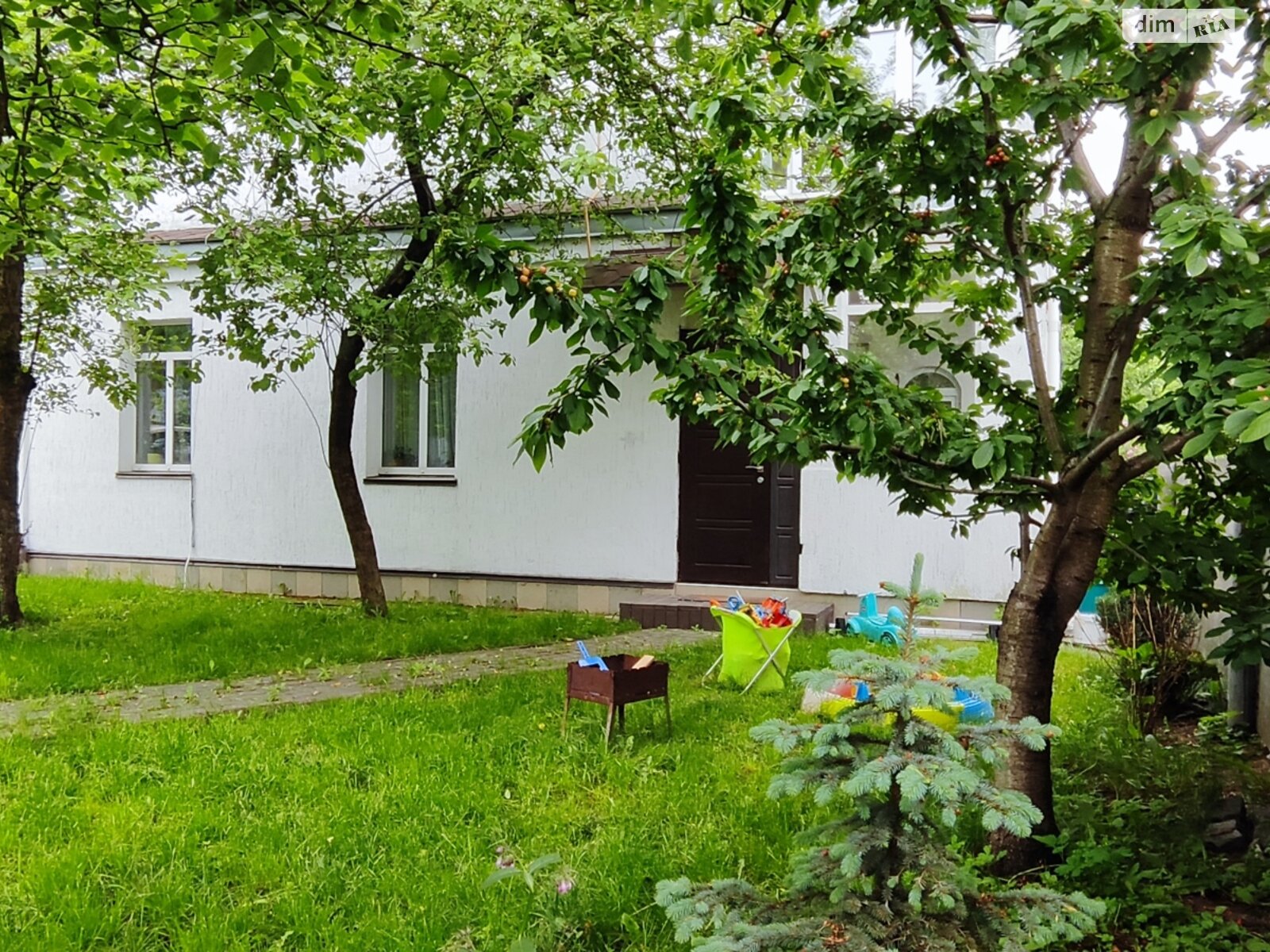 двухэтажная часть дома, 93 кв. м, кирпич. Сдается помесячно в Киеве, в районе Батыева Гора фото 1 двухэтажная часть дома, 93 кв. м, кирпич. Сдается помесячно в Киеве, в районе Батыева Гора фото 1