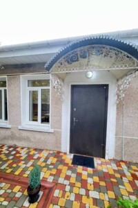 одноэтажная часть дома, 56 кв. м, кирпич. Сдается помесячно в Киеве, в районе Соломенский фото 2