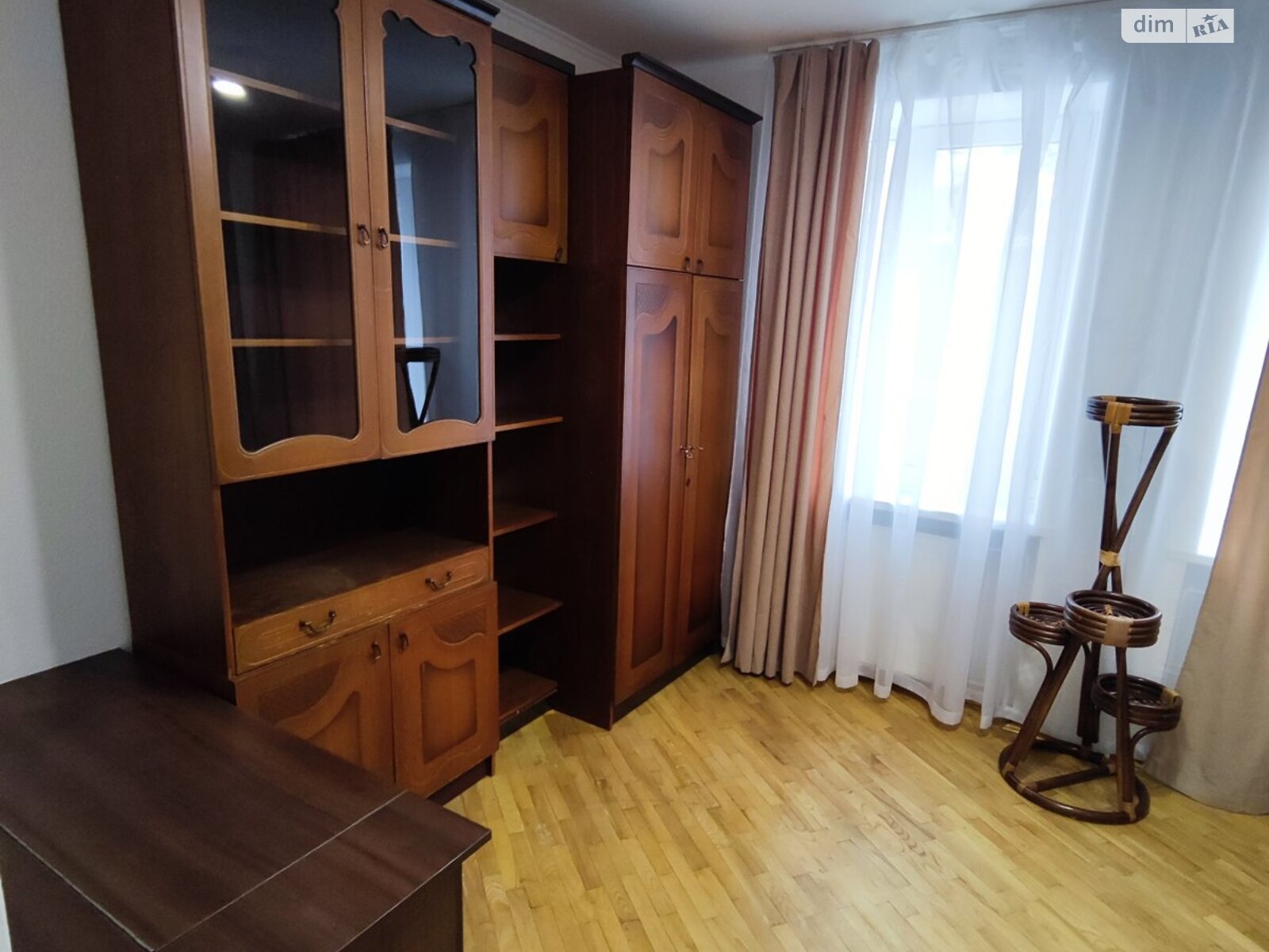 двухэтажная часть дома, 150 кв. м, кирпич. Сдается помесячно в Киеве, в районе Святошино фото 1 двухэтажная часть дома, 150 кв. м, кирпич. Сдается помесячно в Киеве, в районе Святошино фото 1