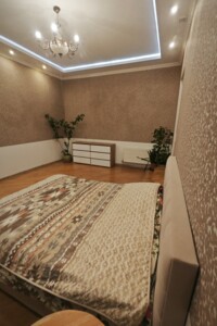 однопроверхова частина будинку, 60 кв. м, цегла. Здається помісячно в Києві, в районі Замковище фото 2