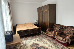 однопроверхова частина будинку, 50 кв. м, цегла. Здається помісячно в Луцьку, в районі Центр фото 2