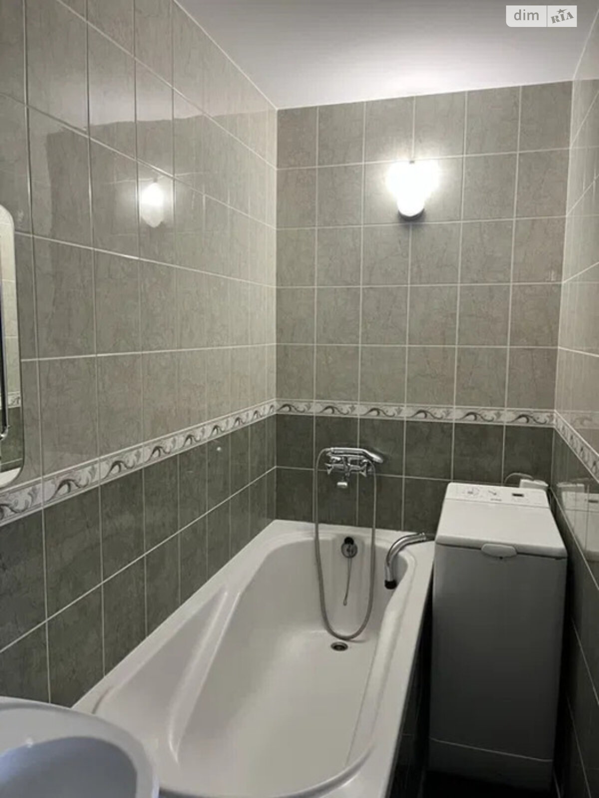 однопроверхова частина будинку, 50 кв. м, цегла. Здається помісячно в Луцьку, в районі Центр фото 1