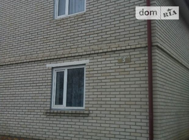 Часть дома Луцьк,c.,Школьная улица Часть дома Луцьк,c.,Школьная улица Аренда