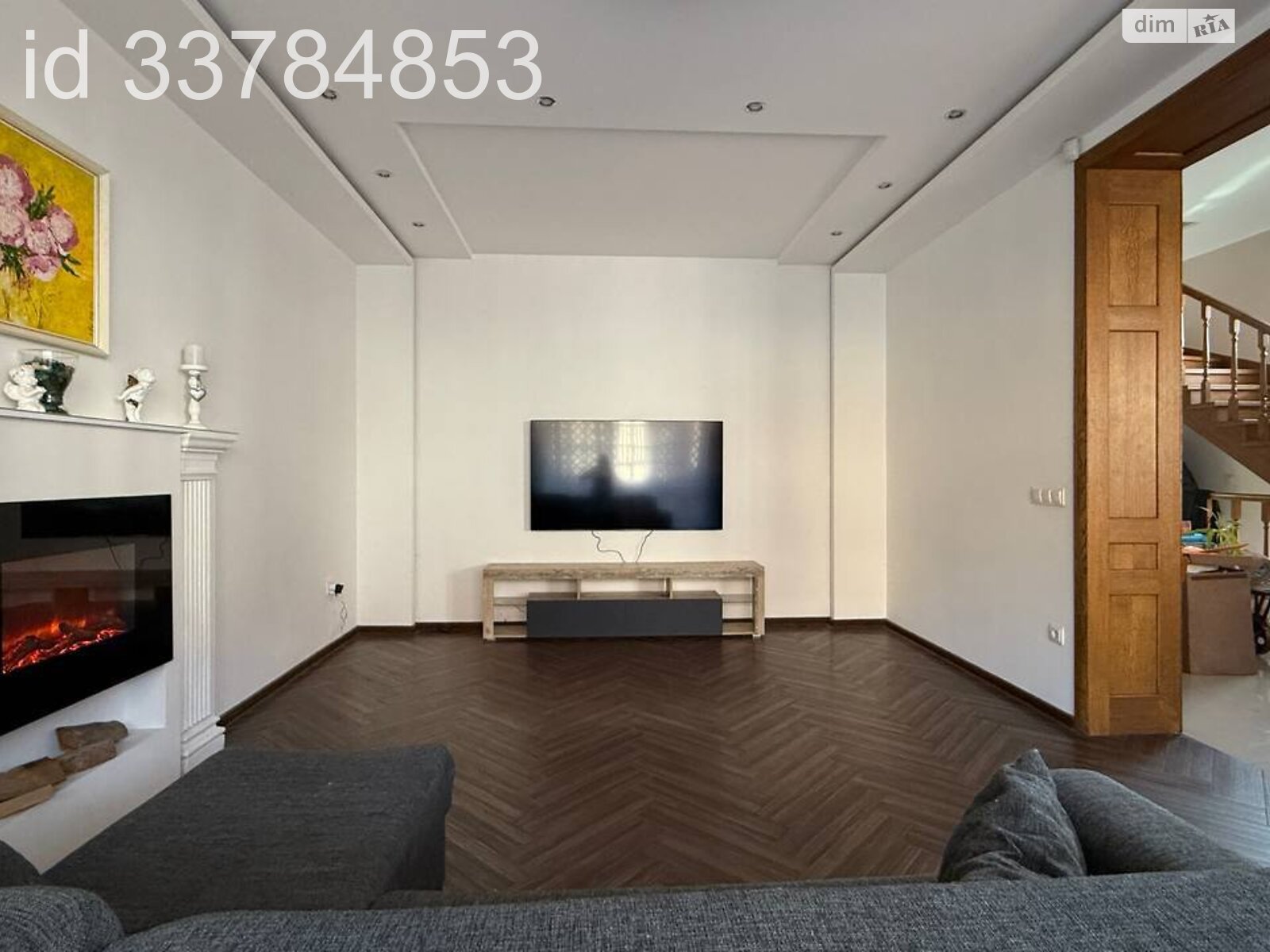 двухэтажная часть дома, 200 кв. м, кирпич. Сдается помесячно в Львове, в районе Богдановка фото 1 двухэтажная часть дома, 200 кв. м, кирпич. Сдается помесячно в Львове, в районе Богдановка фото 1