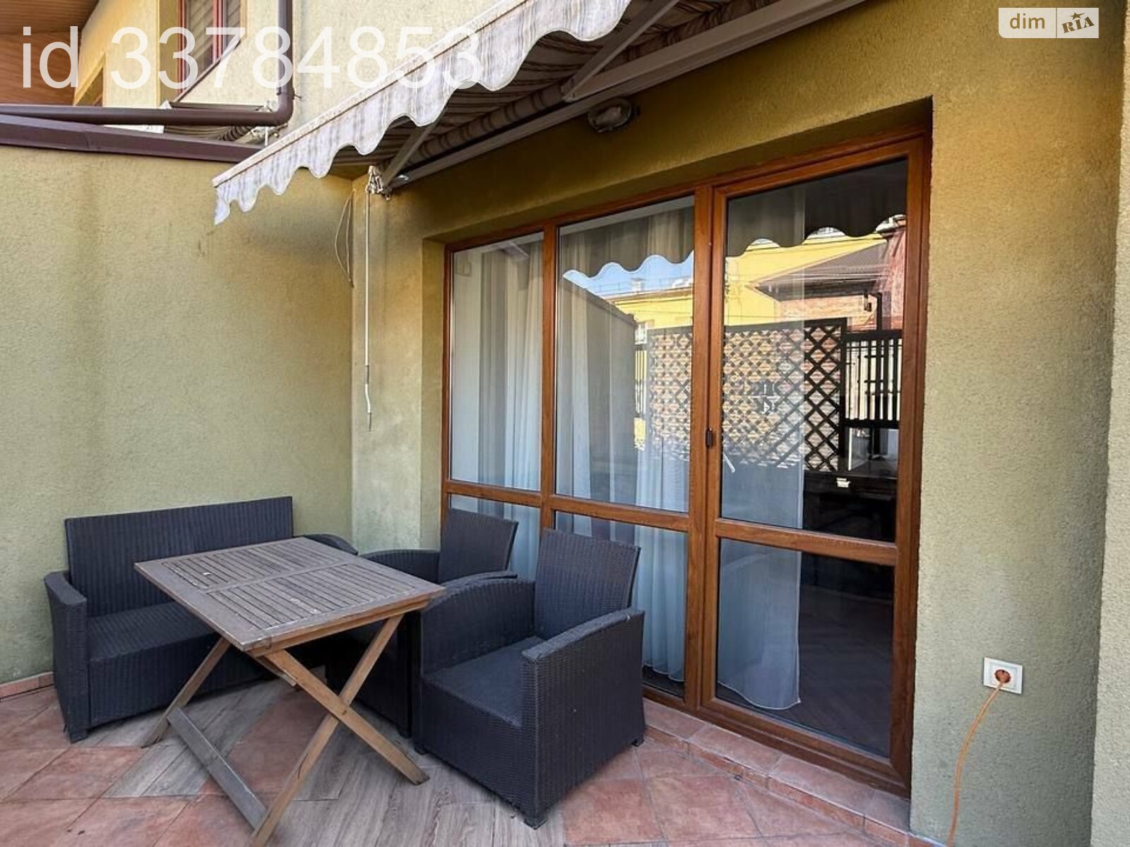 двухэтажная часть дома, 200 кв. м, кирпич. Сдается помесячно в Львове, в районе Богдановка фото 1 двухэтажная часть дома, 200 кв. м, кирпич. Сдается помесячно в Львове, в районе Богдановка фото 1