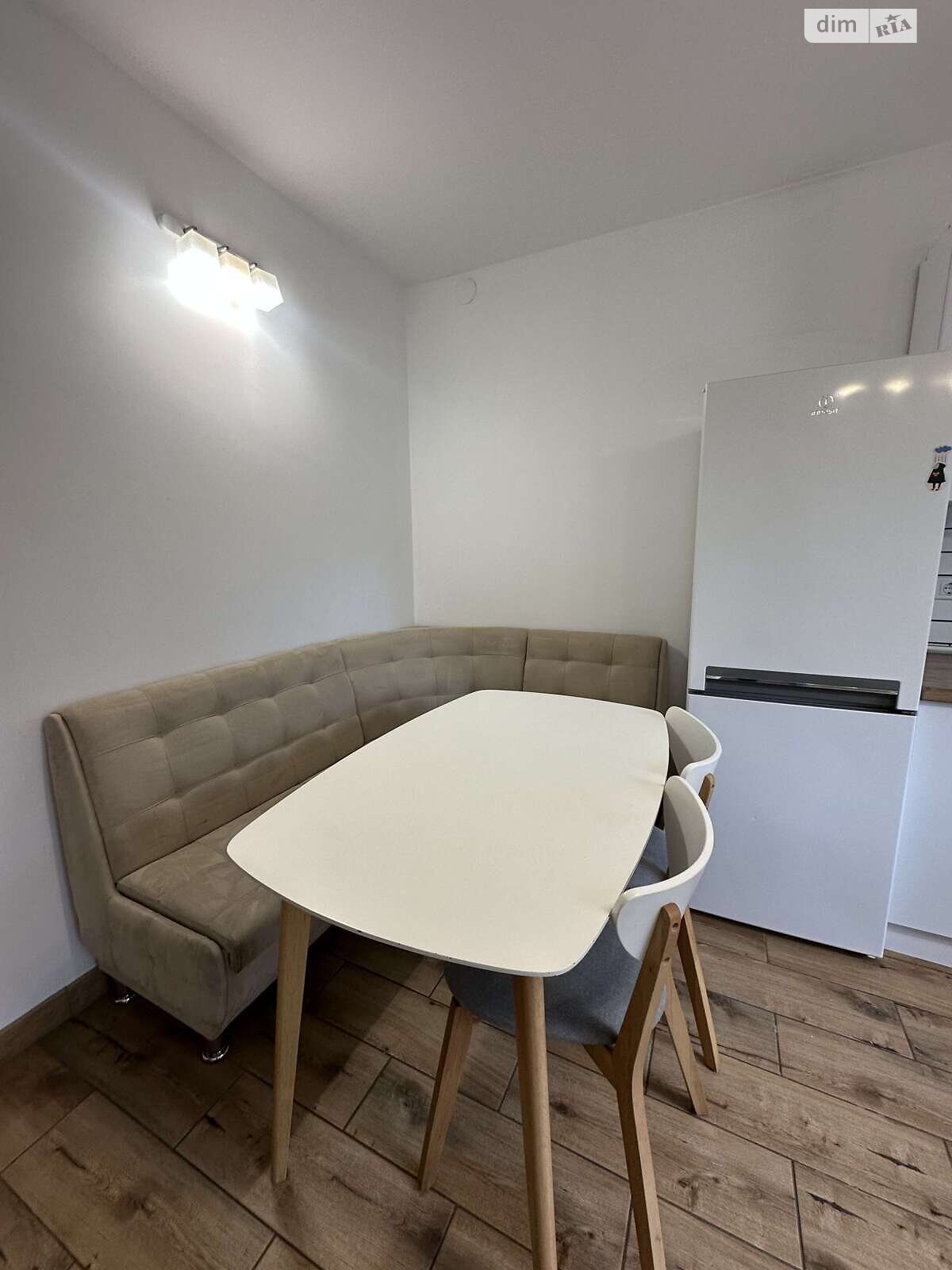 трехэтажная часть дома, 74 кв. м, кирпич. Сдается помесячно в Львове, в районе Скниловок фото 1 трехэтажная часть дома, 74 кв. м, кирпич. Сдается помесячно в Львове, в районе Скниловок фото 1