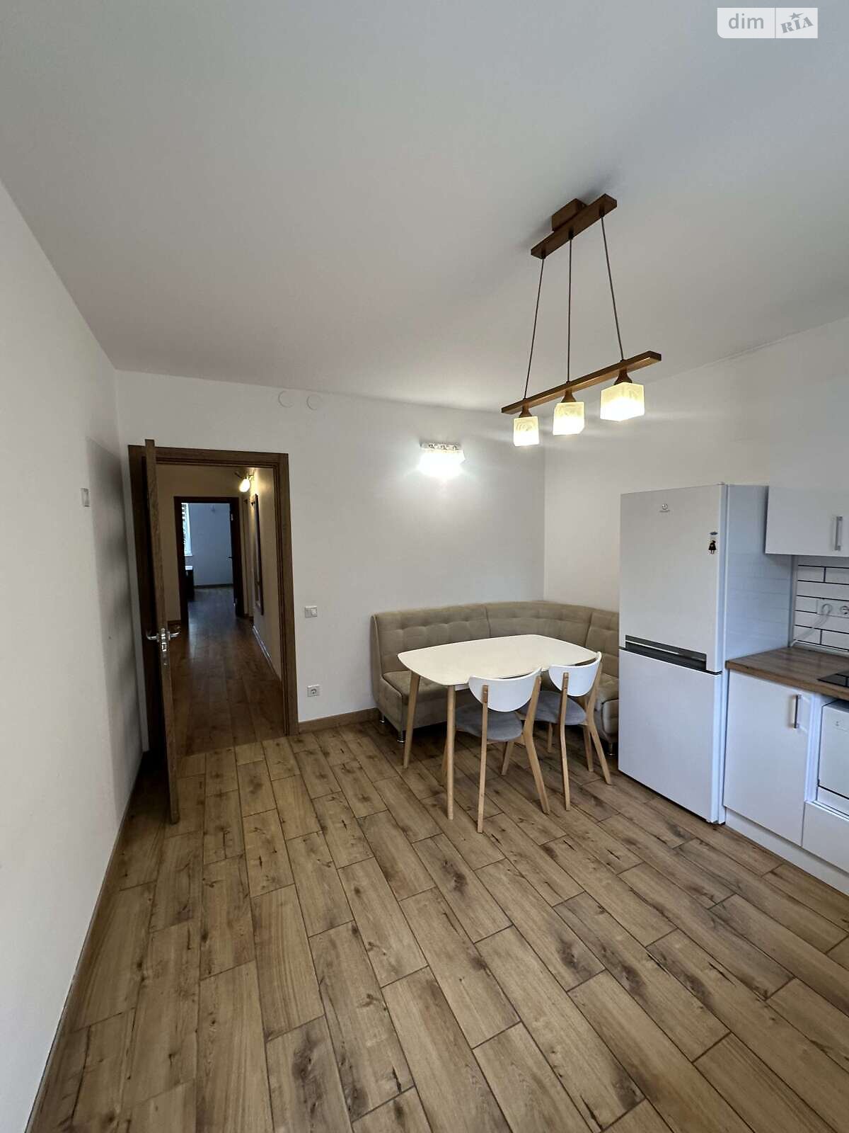 трехэтажная часть дома, 74 кв. м, кирпич. Сдается помесячно в Львове, в районе Скниловок фото 1 трехэтажная часть дома, 74 кв. м, кирпич. Сдается помесячно в Львове, в районе Скниловок фото 1