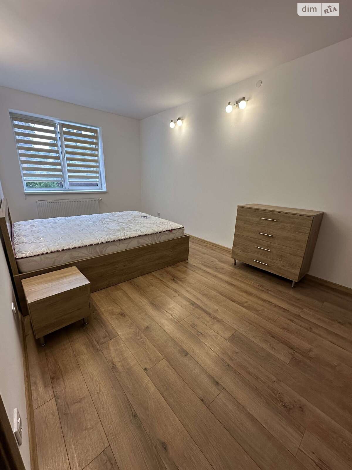 трехэтажная часть дома, 74 кв. м, кирпич. Сдается помесячно в Львове, в районе Скниловок фото 1 трехэтажная часть дома, 74 кв. м, кирпич. Сдается помесячно в Львове, в районе Скниловок фото 1