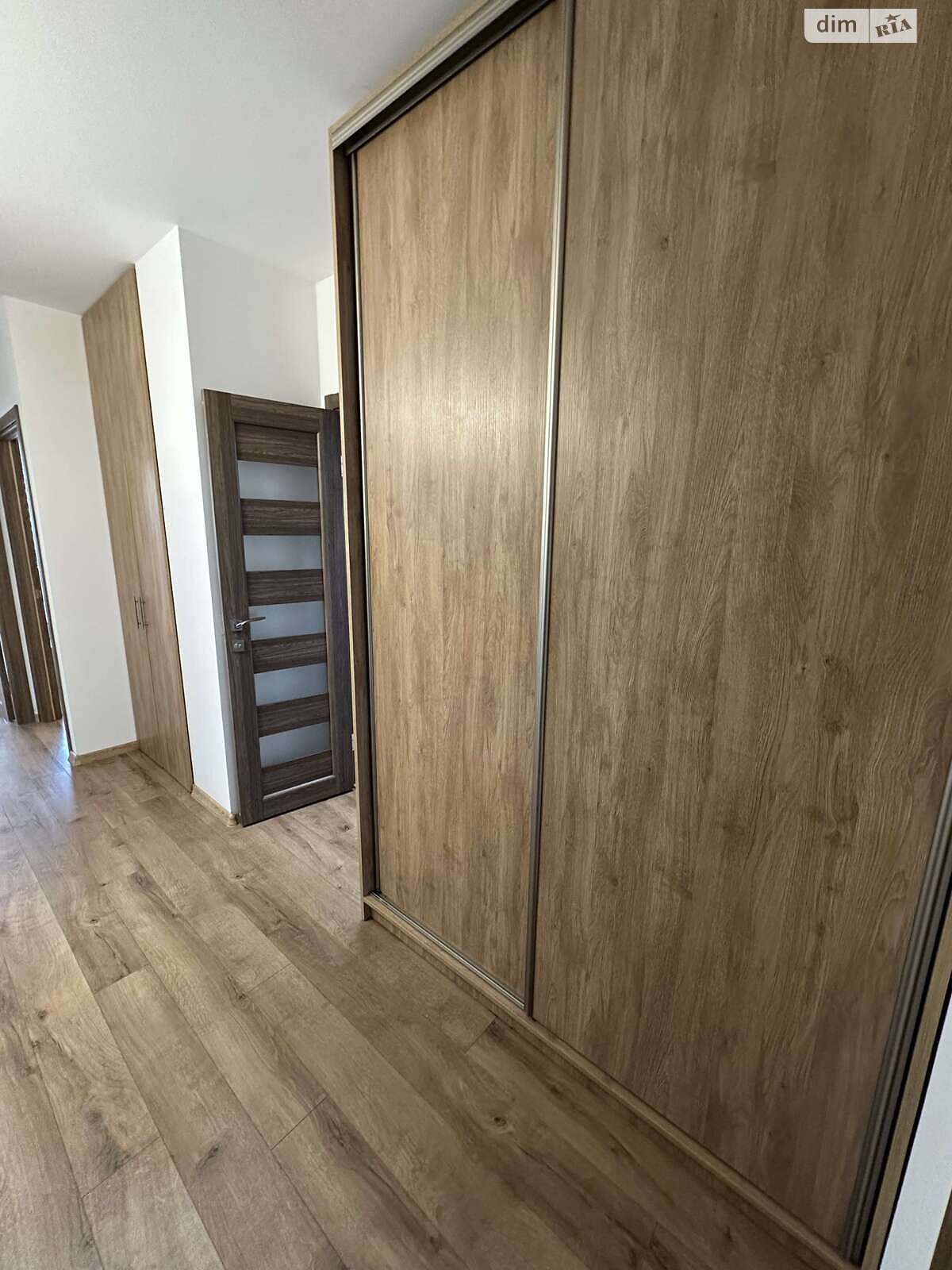 трехэтажная часть дома, 74 кв. м, кирпич. Сдается помесячно в Львове, в районе Скниловок фото 1 трехэтажная часть дома, 74 кв. м, кирпич. Сдается помесячно в Львове, в районе Скниловок фото 1