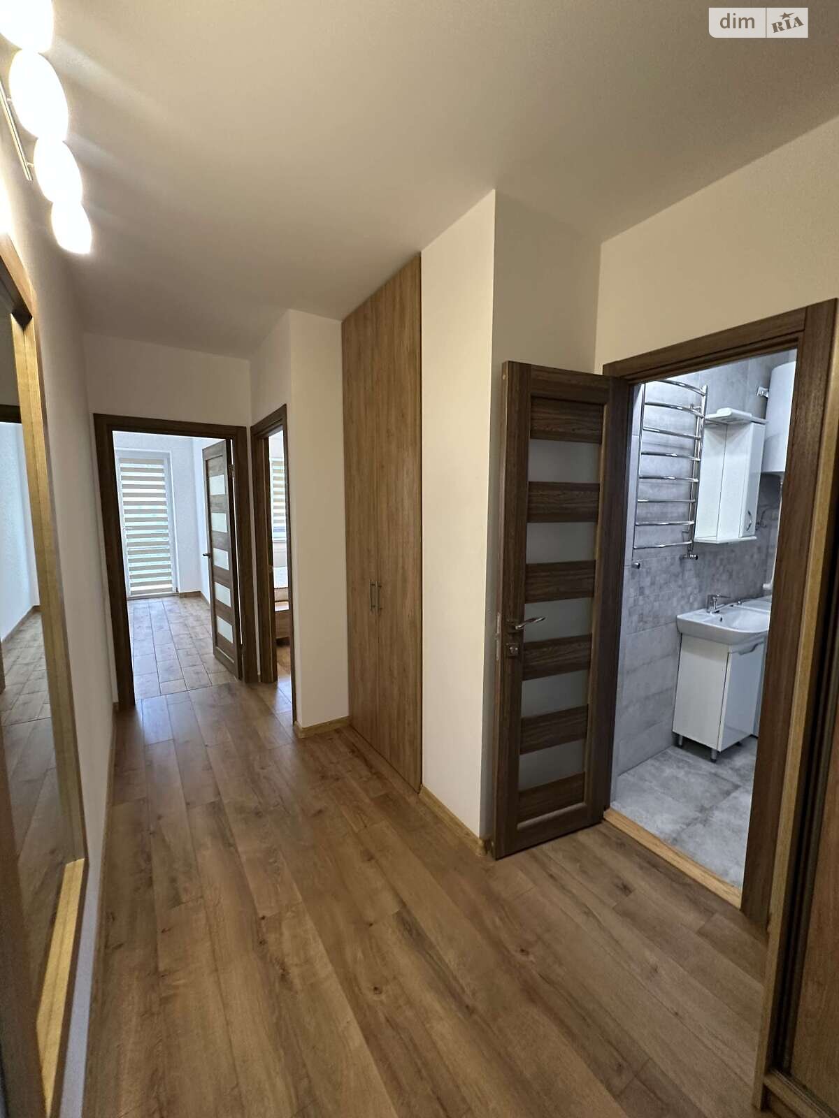 трехэтажная часть дома, 74 кв. м, кирпич. Сдается помесячно в Львове, в районе Скниловок фото 1 трехэтажная часть дома, 74 кв. м, кирпич. Сдается помесячно в Львове, в районе Скниловок фото 1