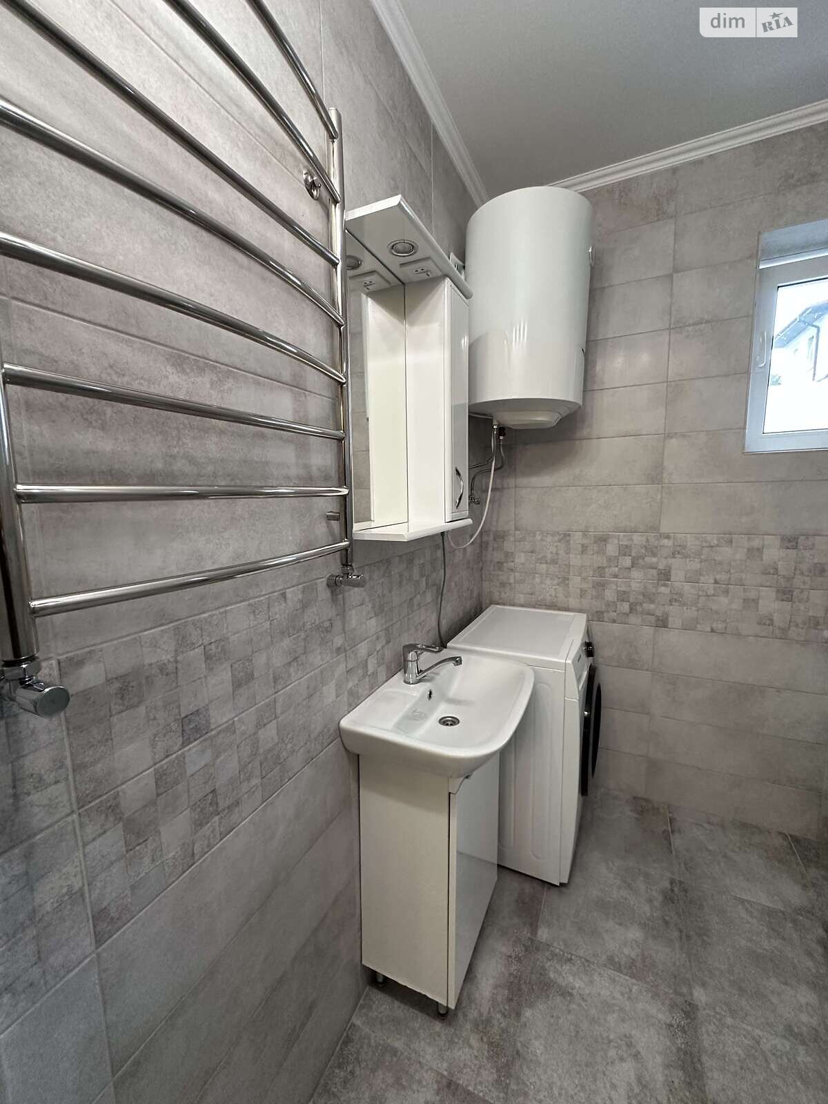 трехэтажная часть дома, 74 кв. м, кирпич. Сдается помесячно в Львове, в районе Скниловок фото 1 трехэтажная часть дома, 74 кв. м, кирпич. Сдается помесячно в Львове, в районе Скниловок фото 1