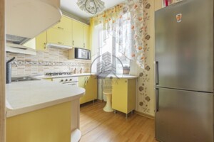 двухэтажная часть дома, 106.1 кв. м, цегла. Сдается помесячно в Львове, в районе Зализнычный фото 2 двухэтажная часть дома, 106.1 кв. м, цегла. Сдается помесячно в Львове, в районе Зализнычный фото 2