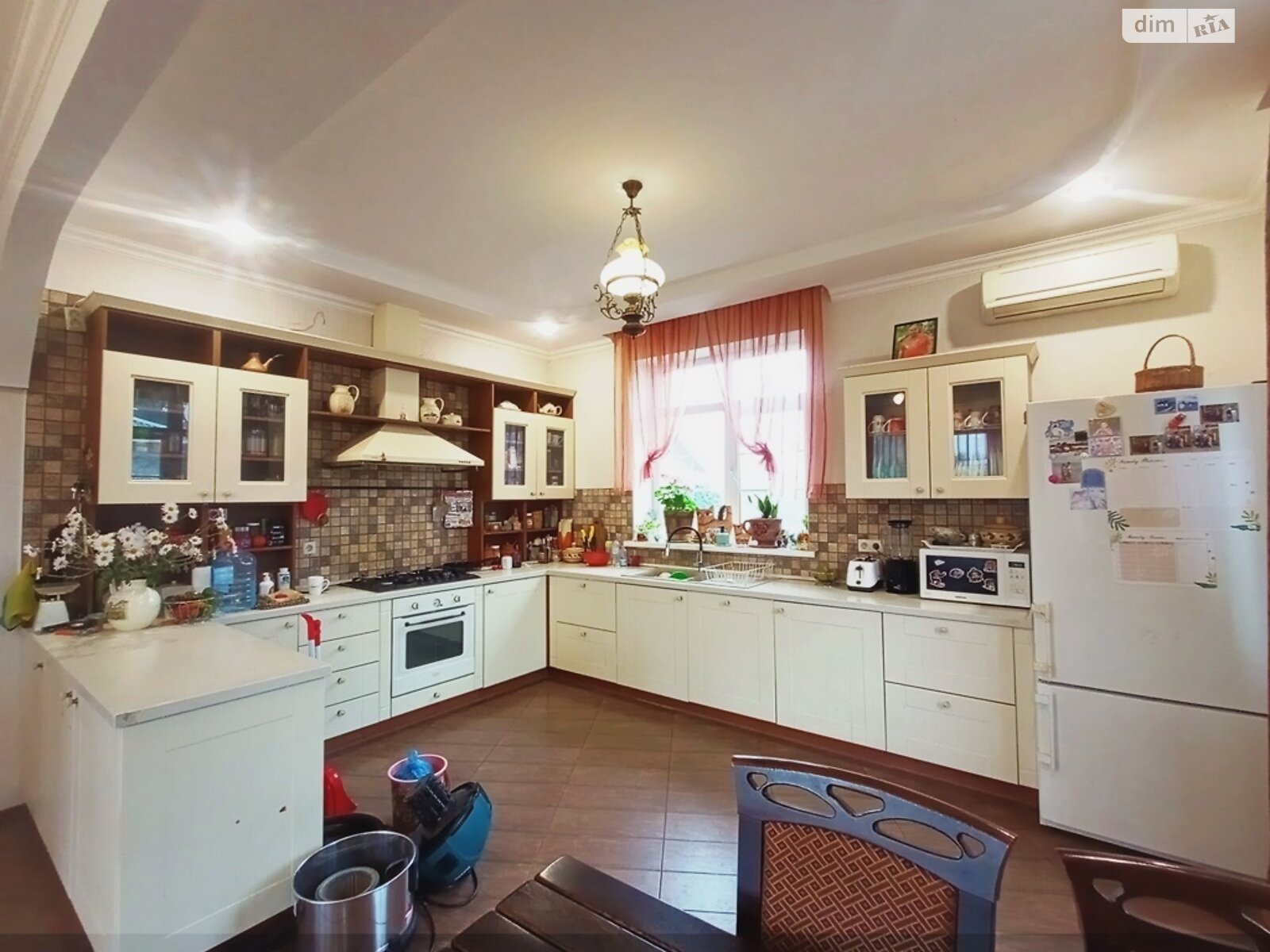 двухэтажная часть дома, 165 кв. м, кирпич. Сдается помесячно в Мархалевке фото 1