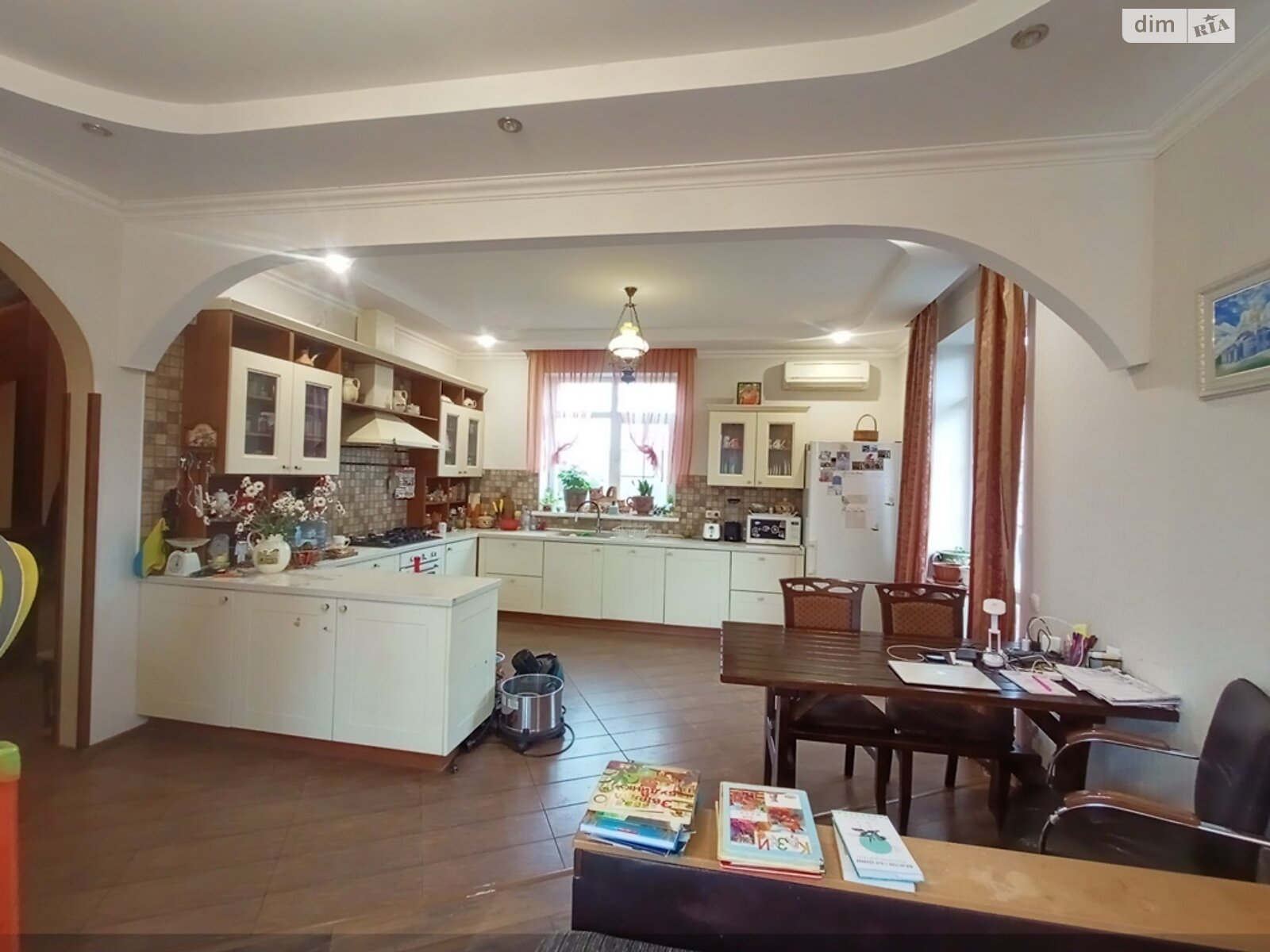 двухэтажная часть дома, 165 кв. м, кирпич. Сдается помесячно в Мархалевке фото 1