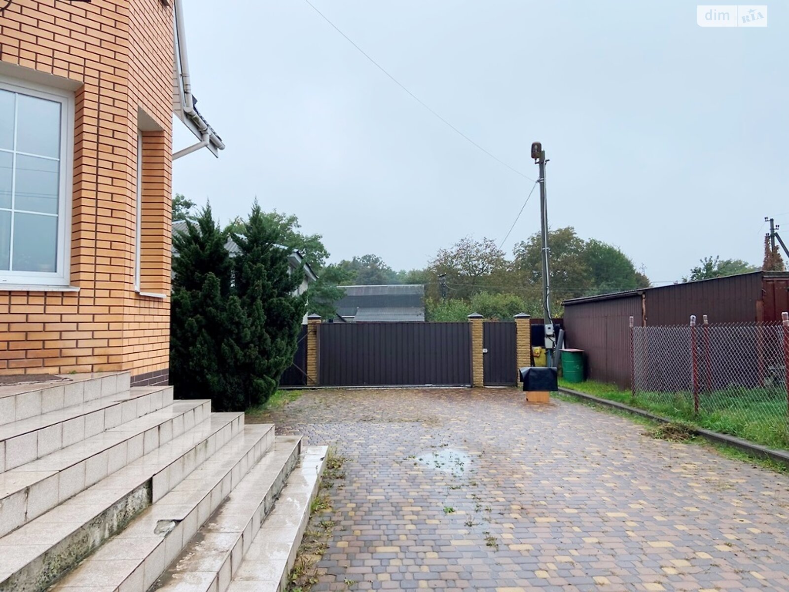 двухэтажная часть дома, 165 кв. м, кирпич. Сдается помесячно в Мархалевке фото 1