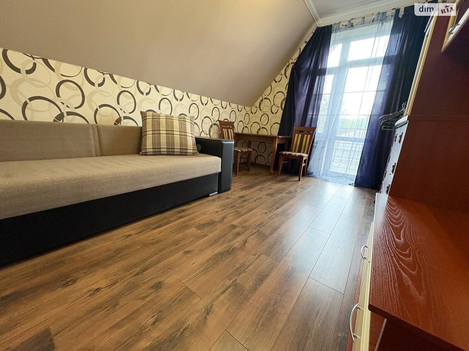 двухэтажная часть дома, 165 кв. м, кирпич. Сдается помесячно в Мархалевке фото 1