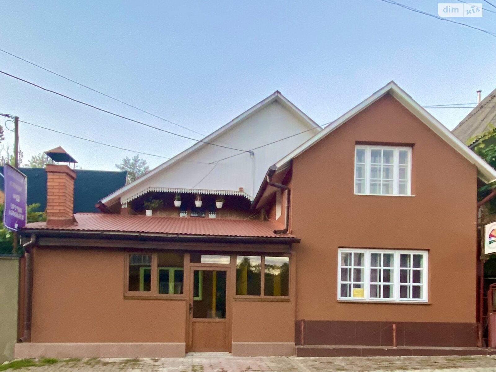 двухэтажная часть дома, 250 кв. м, кирпич. Сдается помесячно в Межгорье фото 1 двухэтажная часть дома, 250 кв. м, кирпич. Сдается помесячно в Межгорье фото 1