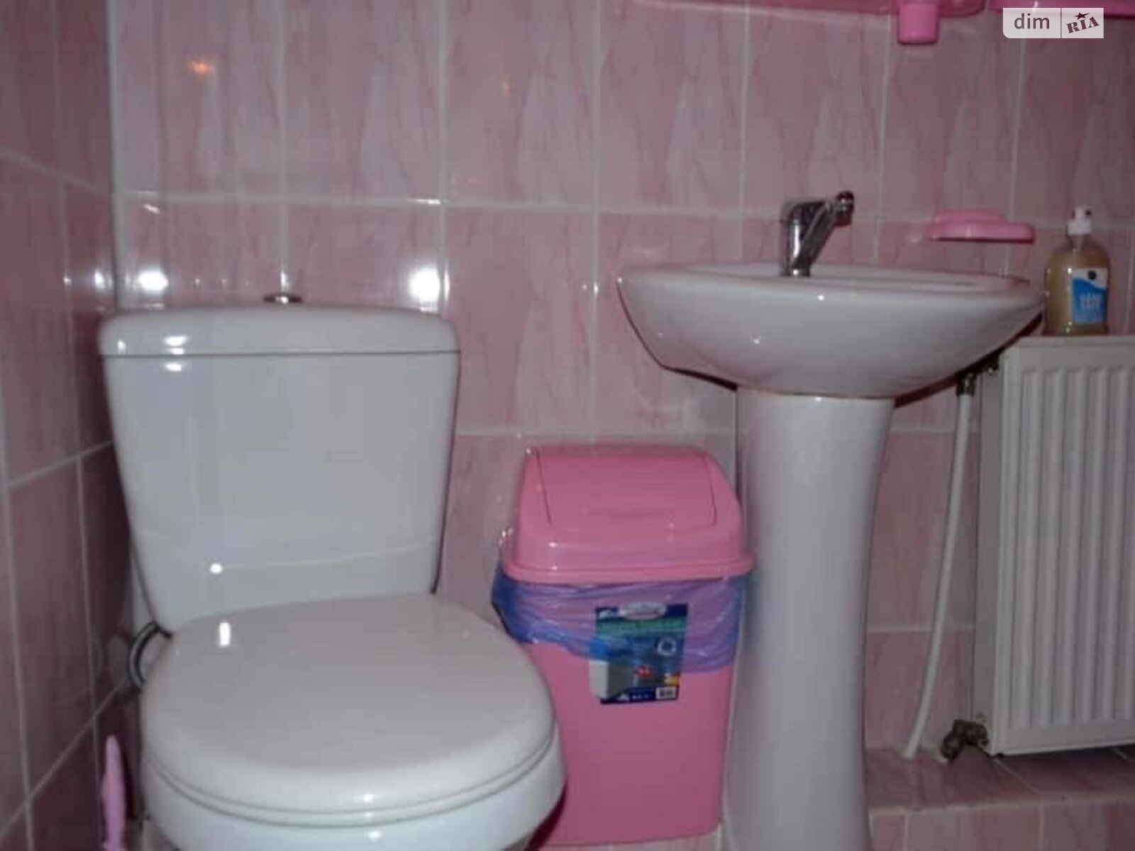 двухэтажная часть дома, 250 кв. м, кирпич. Сдается помесячно в Межгорье фото 1 двухэтажная часть дома, 250 кв. м, кирпич. Сдается помесячно в Межгорье фото 1